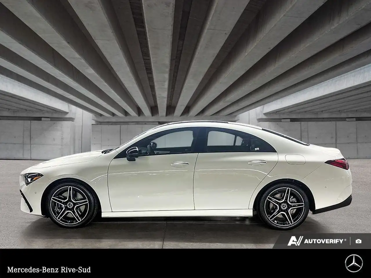 Mercedes-Benz CLA снимка Mercedes-Benz CLA