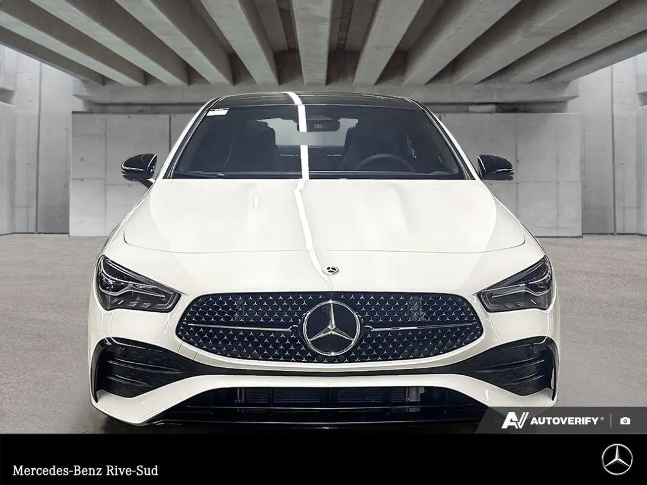 Mercedes-Benz CLA снимка Mercedes-Benz CLA