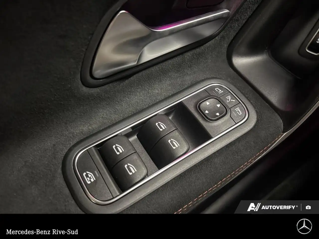 Mercedes-Benz CLA снимка Mercedes-Benz CLA