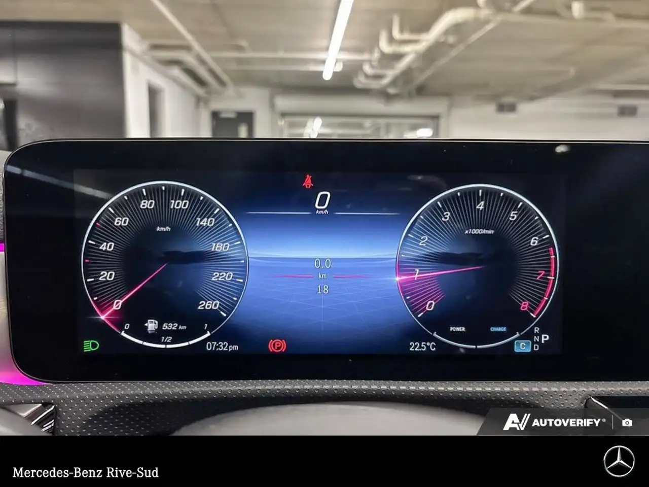 Mercedes-Benz CLA снимка Mercedes-Benz CLA