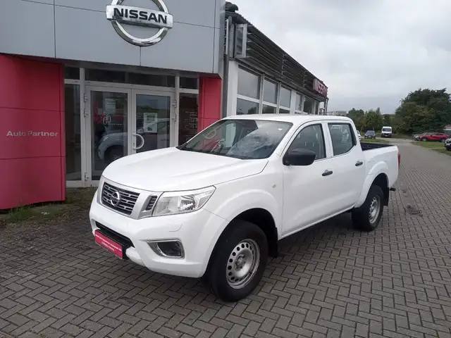 Nissan Navara DC 160PS 6MT Visia Double Cab 4x4 AHK