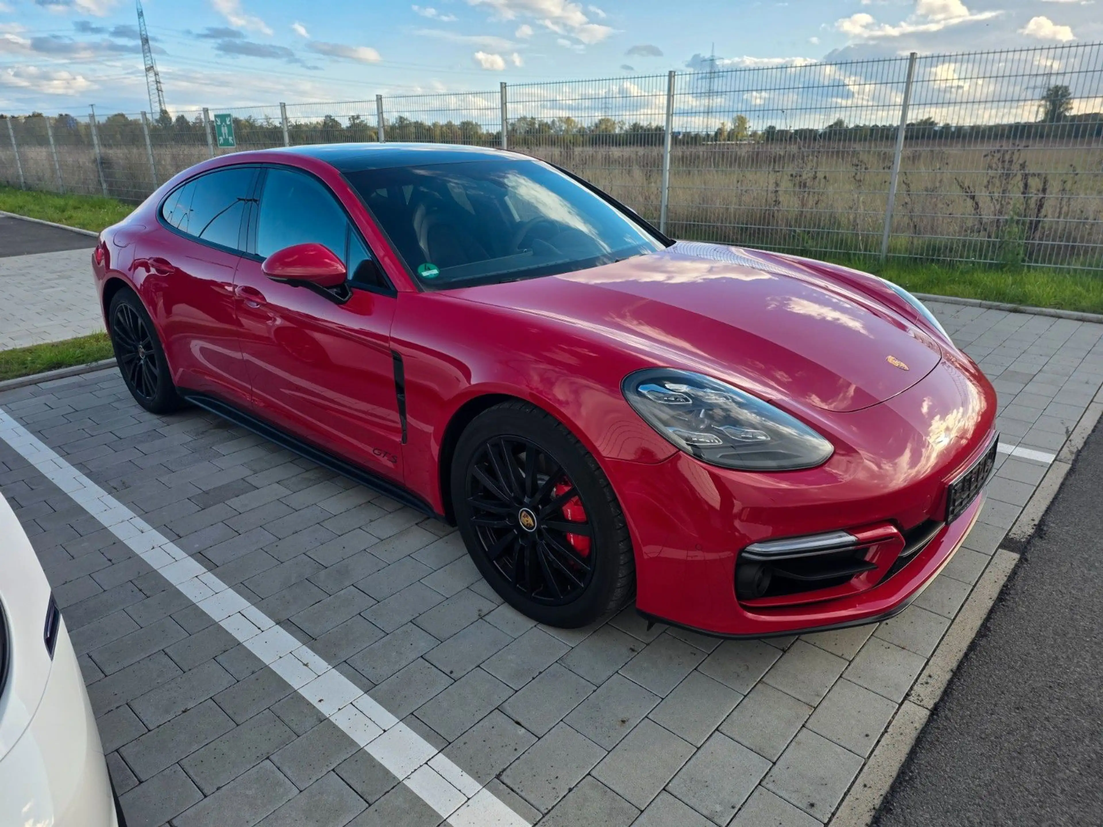 Porsche Panamera GTS *Approved/Pano/360°/ACC/1.Hand* — photo 4