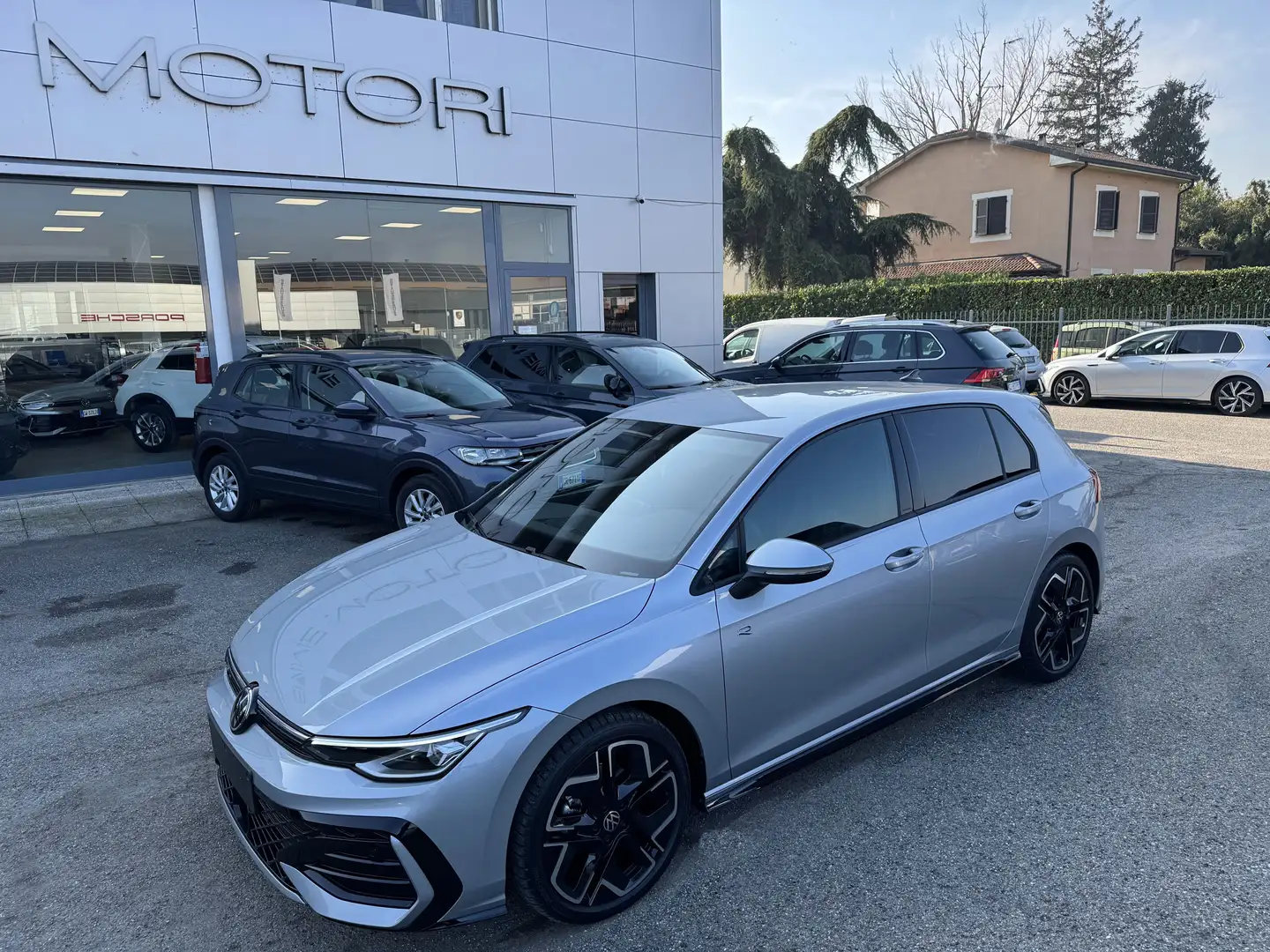 Volkswagen Golf 1.5 etsi R-Line Plus 150cv dsg/NO VINCOLI/PRONTA Argent - 1