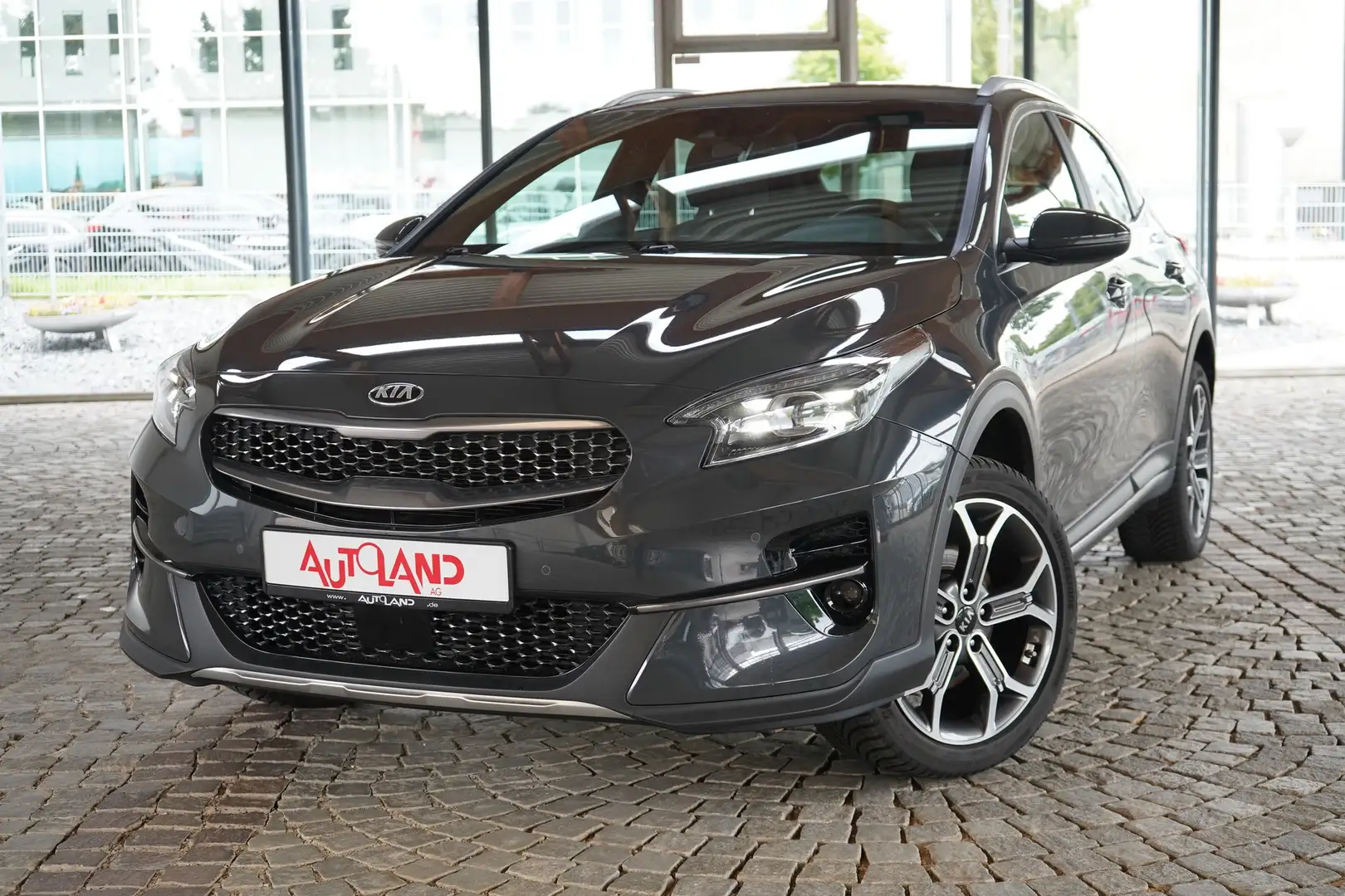 Kia XCeed Xceed 1.5 T-GDI Xdition LED Navi ACC Kamera AHK Grau - 2