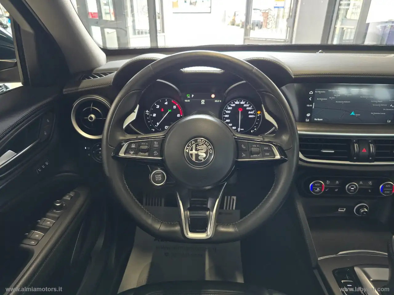 Alfa Romeo Stelvio 2021 — фото 25