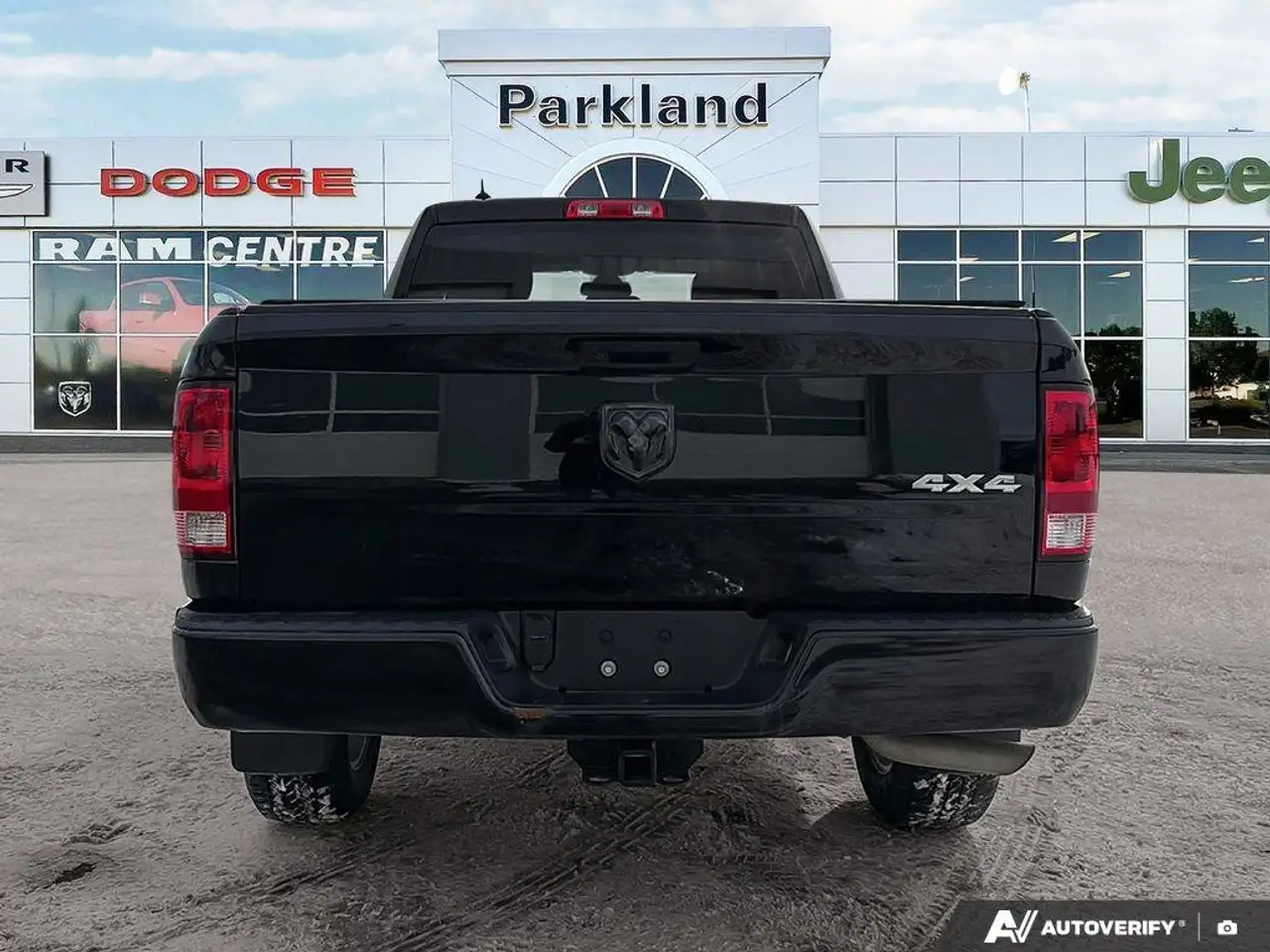 RAM 1500 снимка RAM 1500