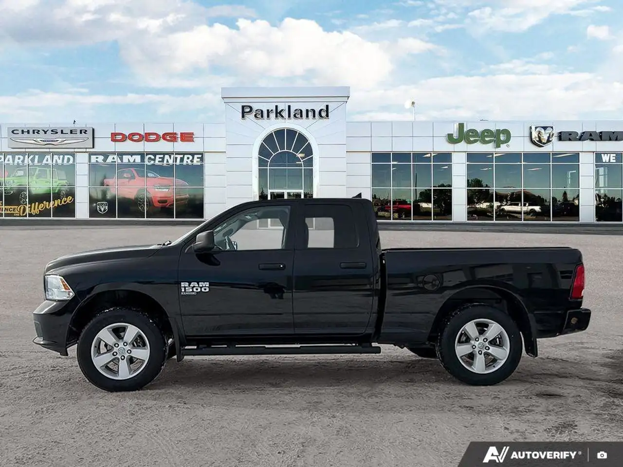 RAM 1500 снимка RAM 1500