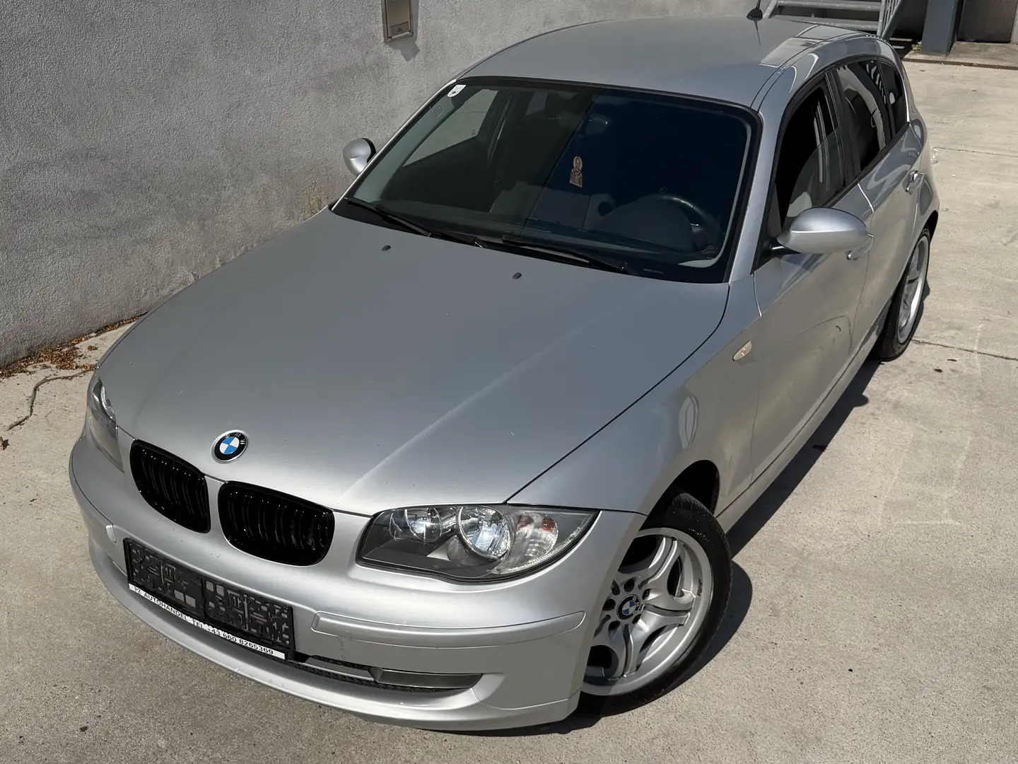BMW 116 116d DPF * Finanzierung Möglich * Silber - 1