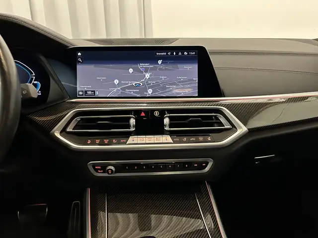 BMW X5 view 13