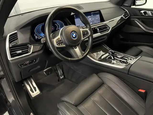 BMW X5 view 9