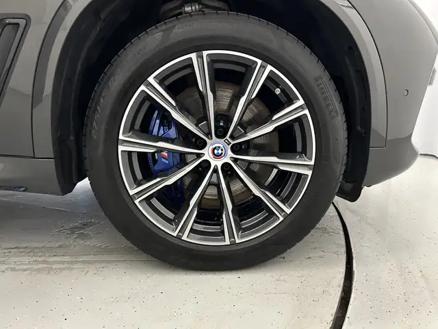 BMW X5 view 20