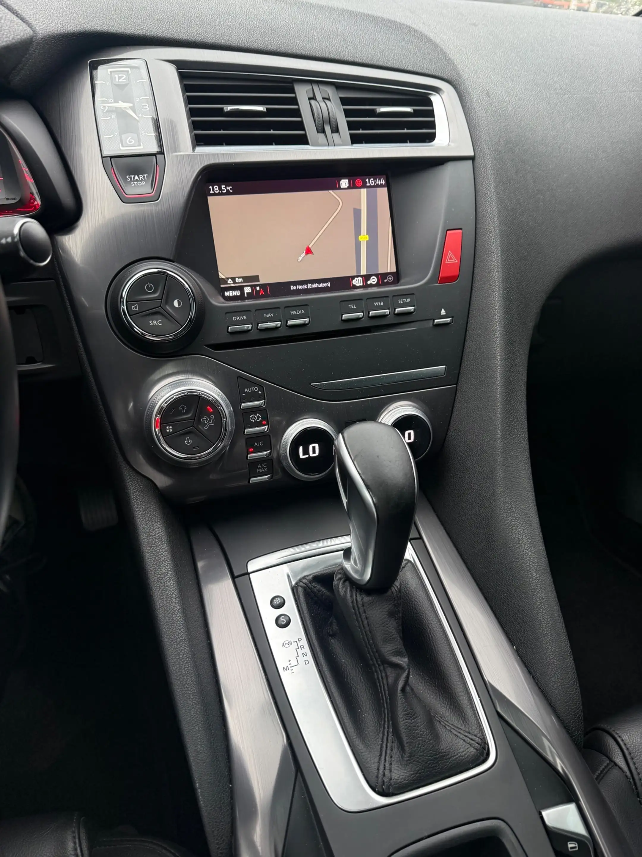 DS Automobiles DS 5 Executive | Autom. | APK | Pano | Camera | Head-Up — photo 12