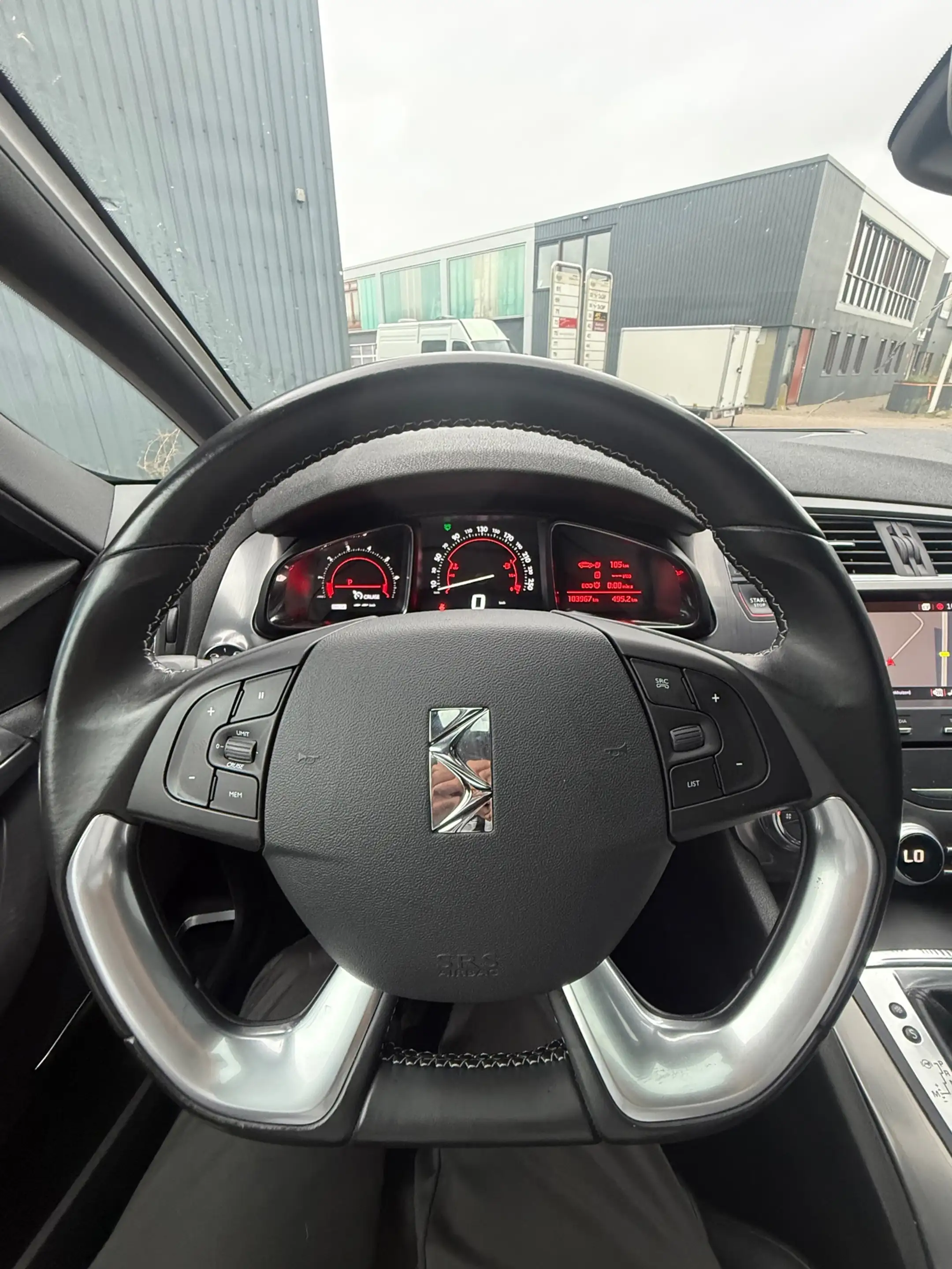 DS Automobiles DS 5 Executive | Autom. | APK | Pano | Camera | Head-Up — photo 14