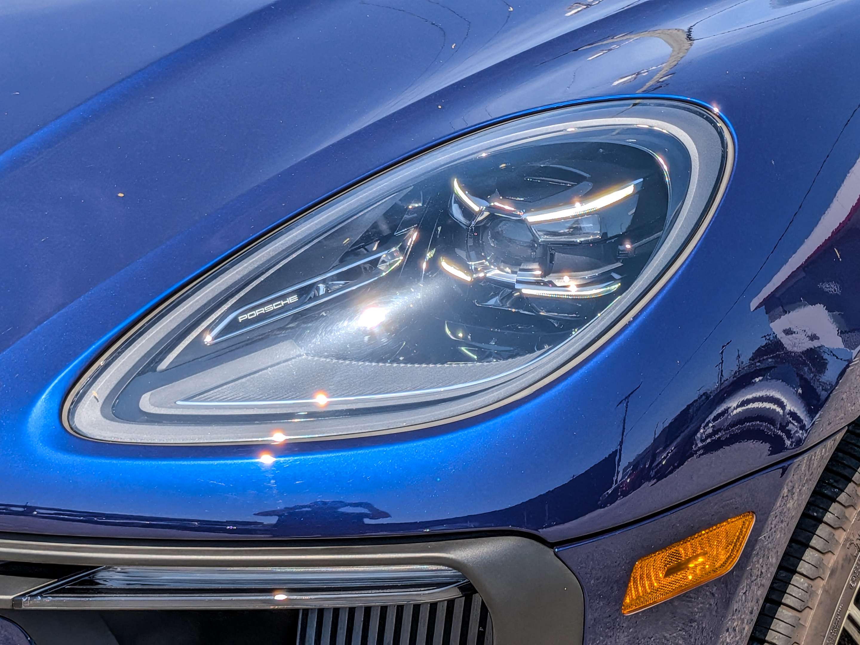 2024 Porsche Macan S AWD thumb 9