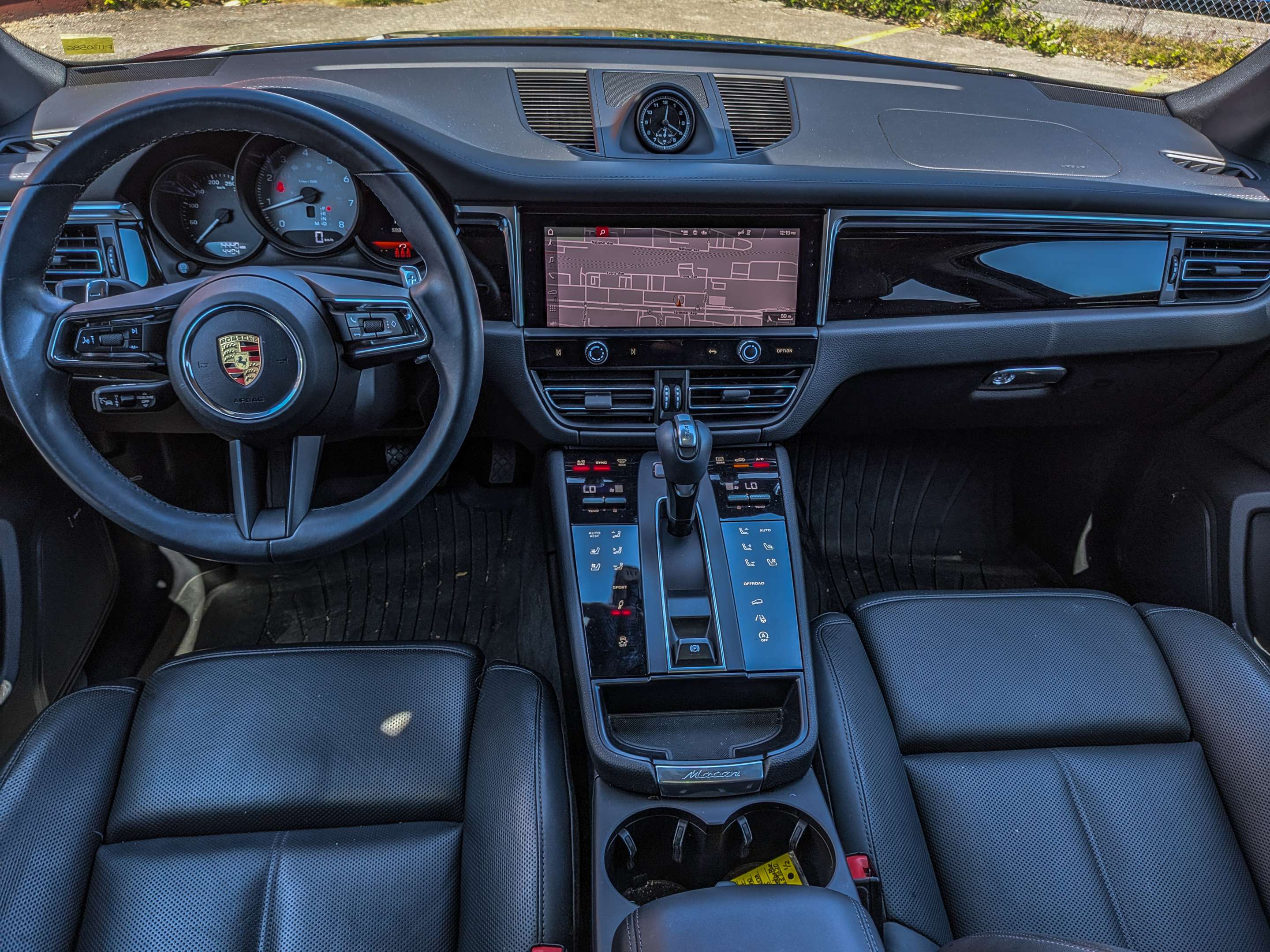 2024 Porsche Macan S AWD thumb 16