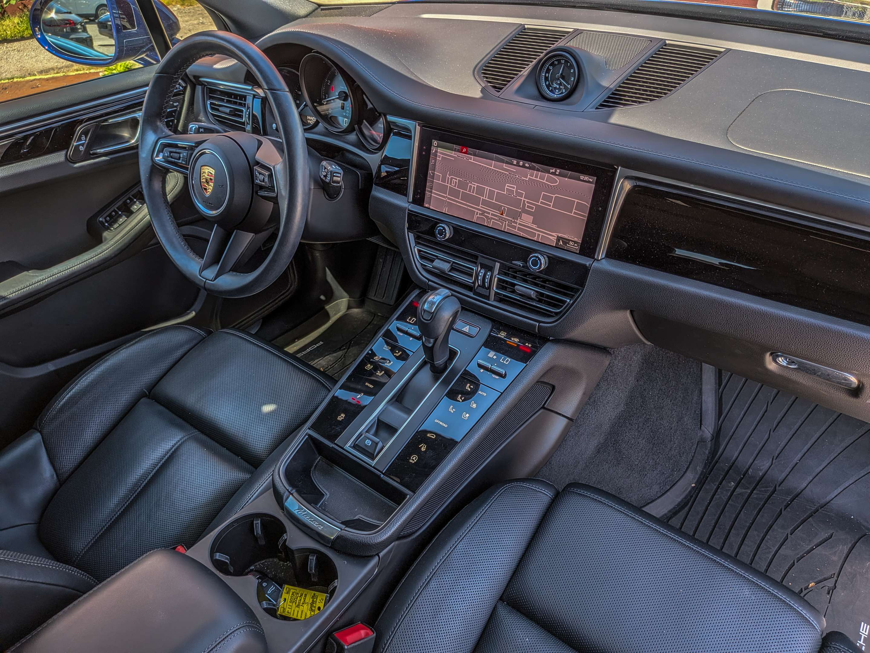 2024 Porsche Macan S AWD thumb 23
