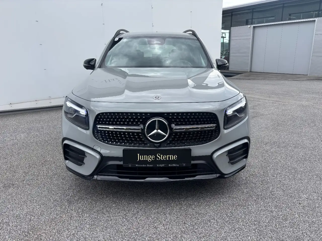 Mercedes-Benz GLB 2026