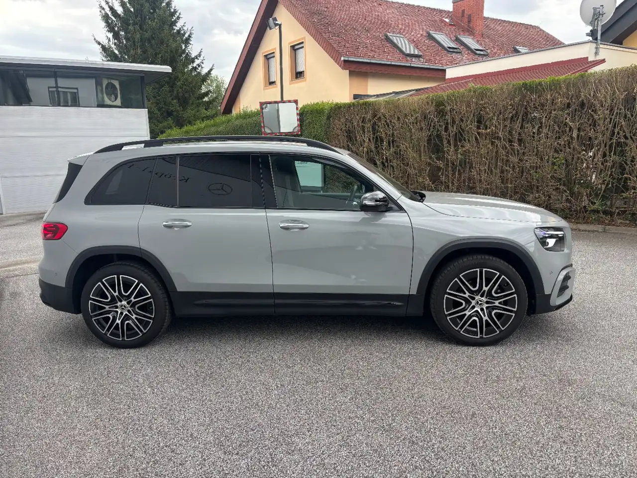 Mercedes-Benz GLB 2026