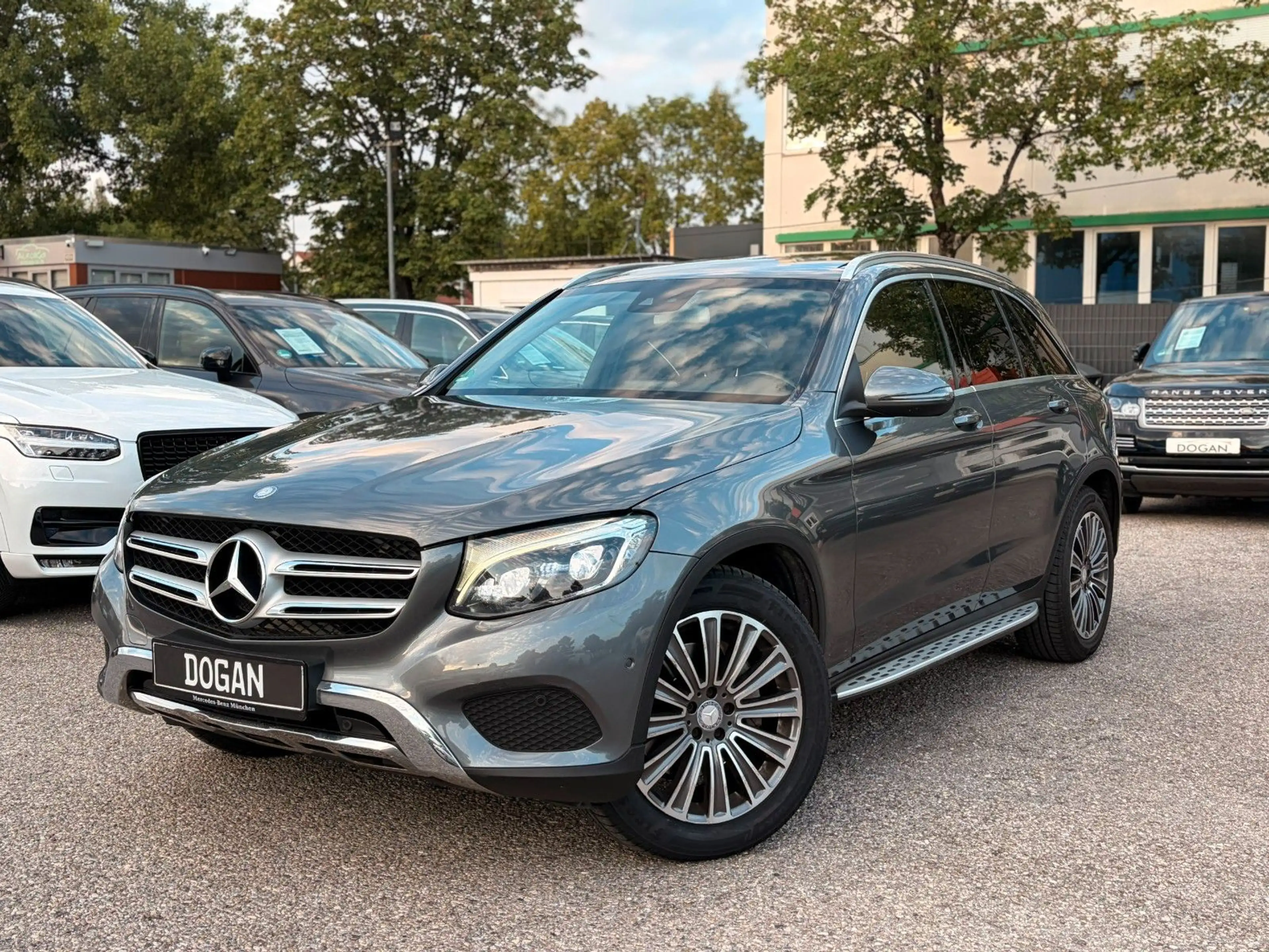 Mercedes-Benz GLC 220 d 4Matic |LED |Panorama |Leder