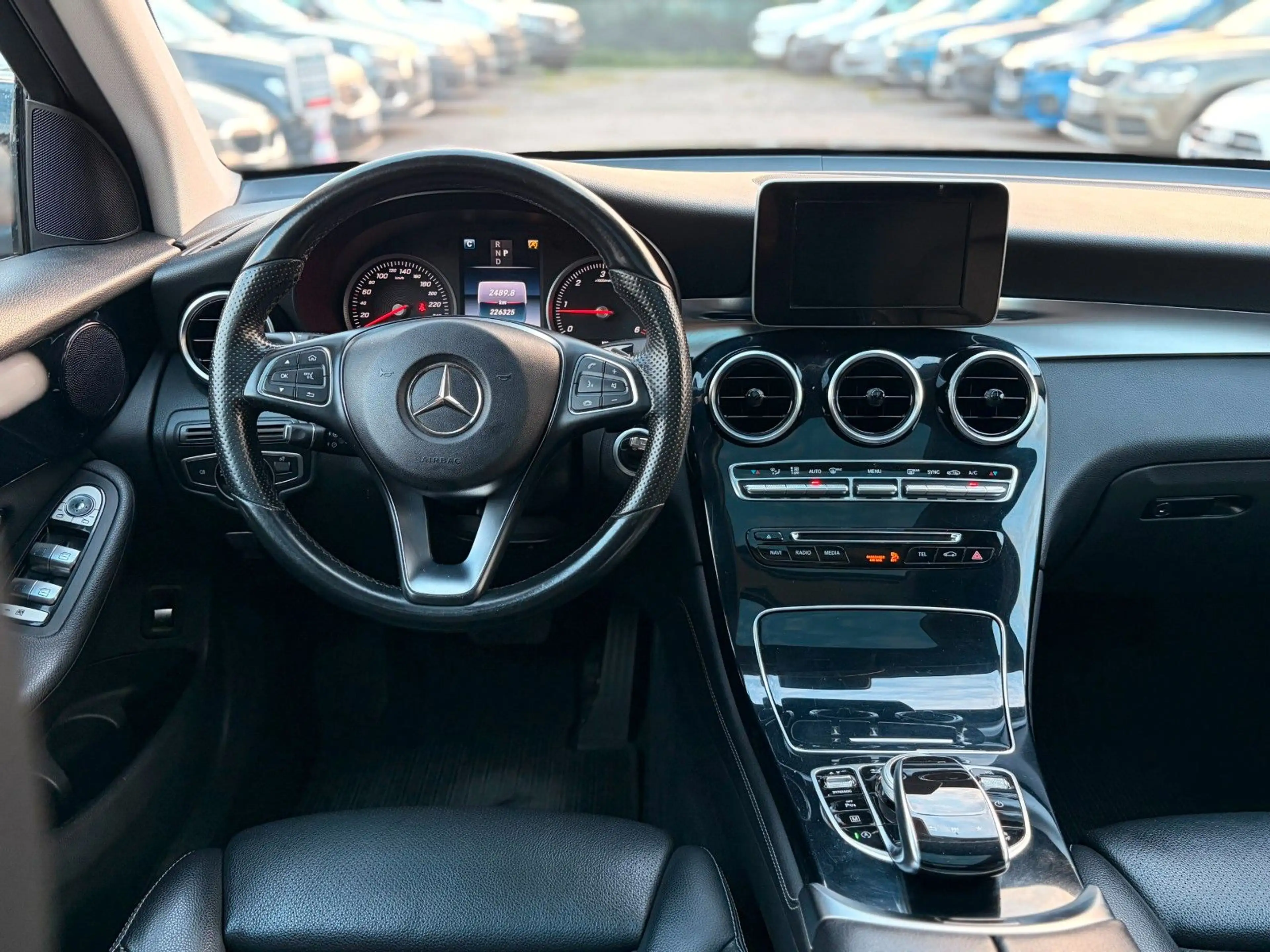 Mercedes-Benz GLC 220 d 4Matic |LED |Panorama |Leder — photo 10