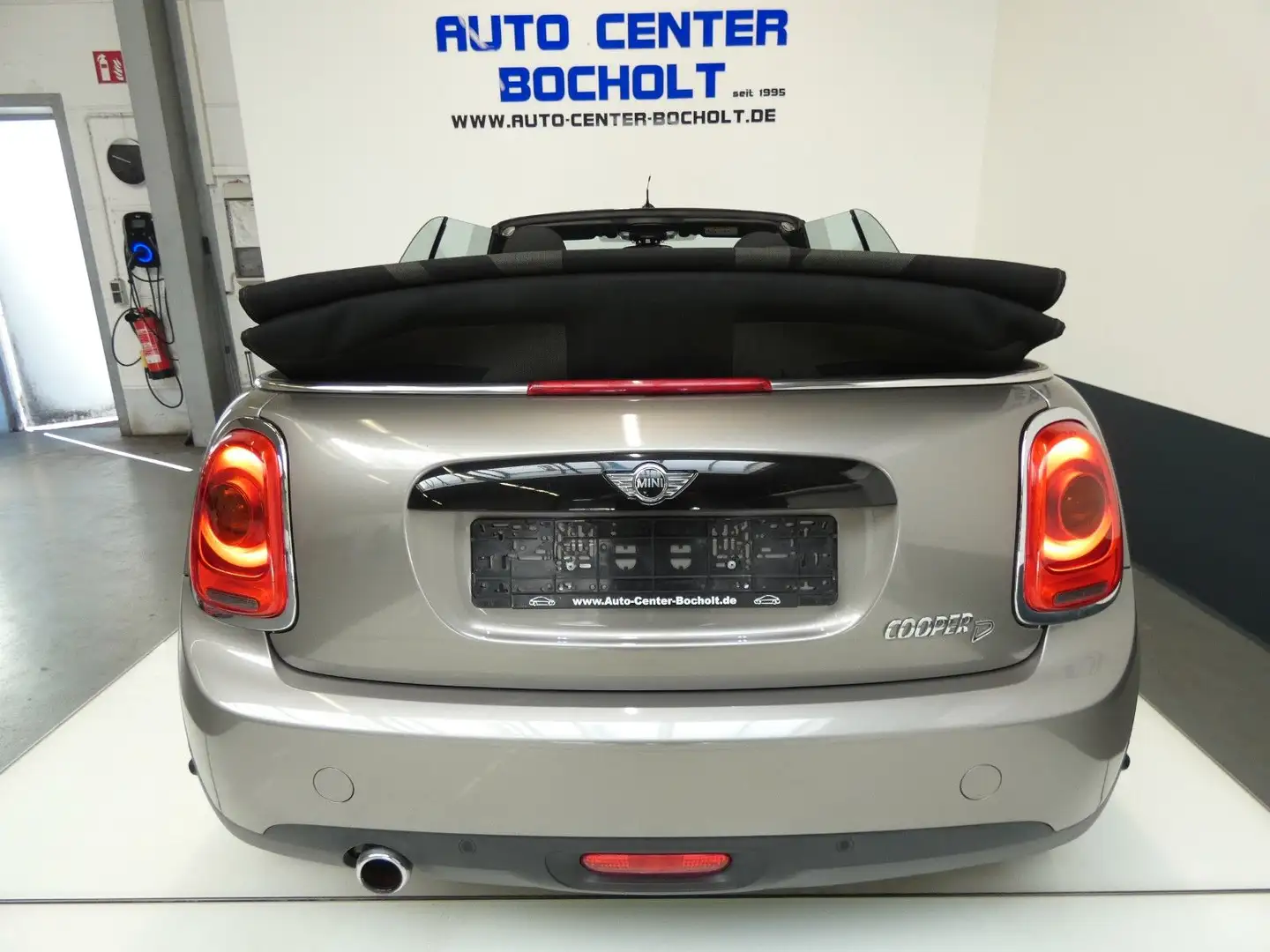 MINI Cooper D Cabrio *Chili*Klimaaut*PDC*Sitzheizung Срібний - 2
