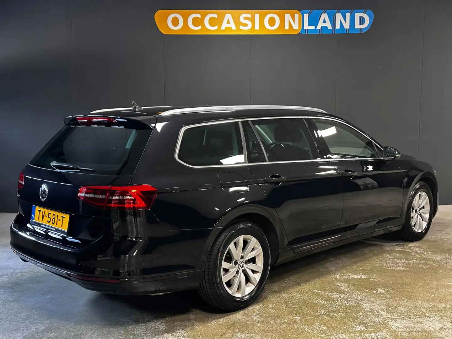 Volkswagen Passat Variant 1.4 TSI ACT Comfortline Business|LED|STOELV|ACC|DA Zwart - 2