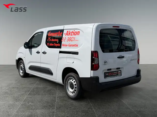 Toyota Proace City view 4