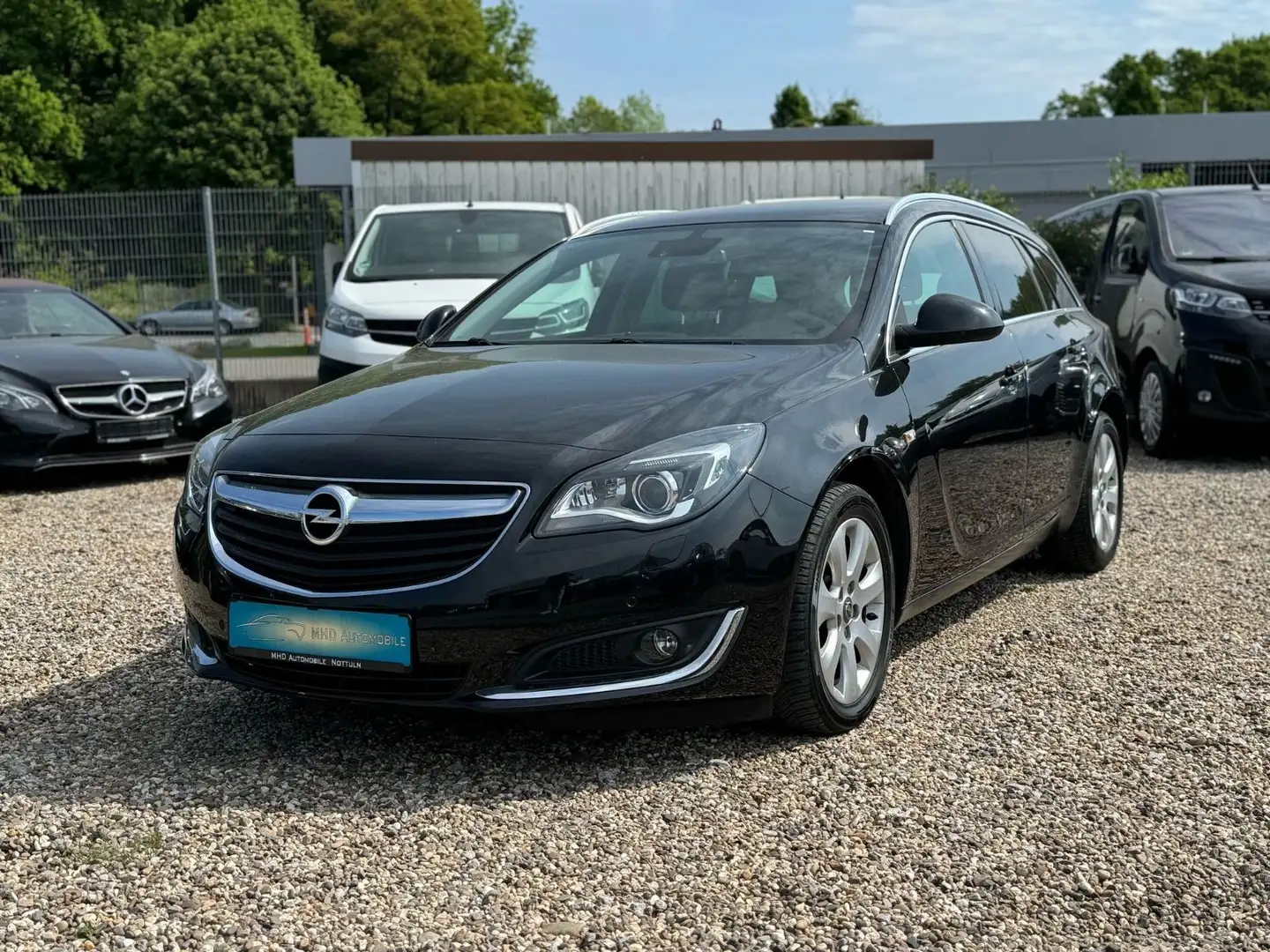 Opel Insignia Sports Tourer Innovation Aut. Navi AHK Noir - 1