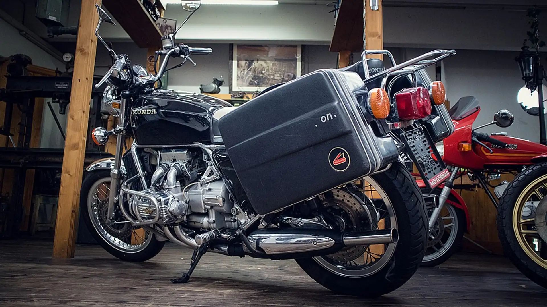 Honda Gold Wing GL 1000 Goldwing Noir - 2