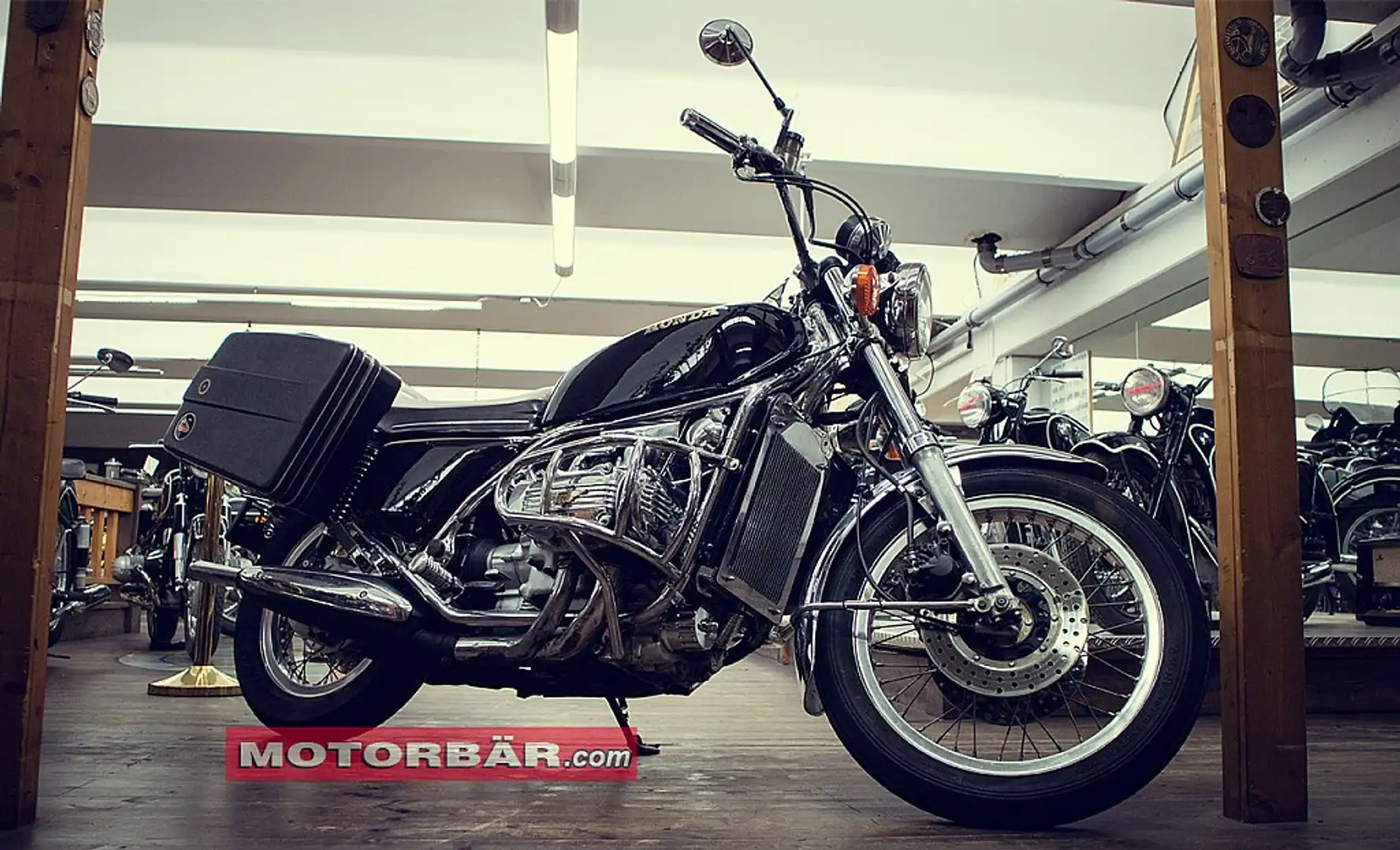 Honda Gold Wing GL 1000 Goldwing Noir - 1