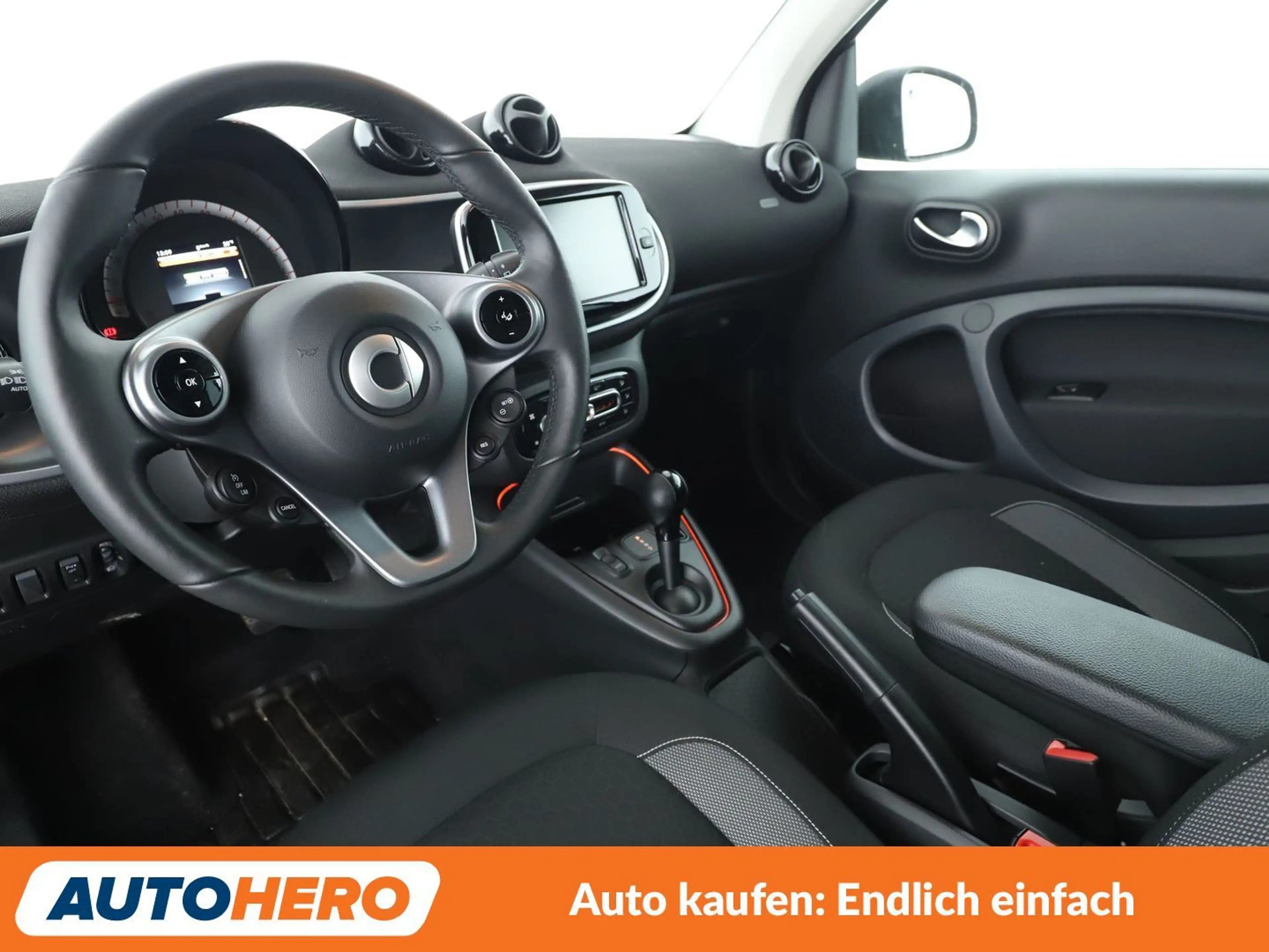 smart forTwo electric drive 60 kW passion — photo 11