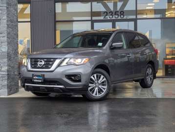 SV - No Accidents, 4x4, 7-Passenger
