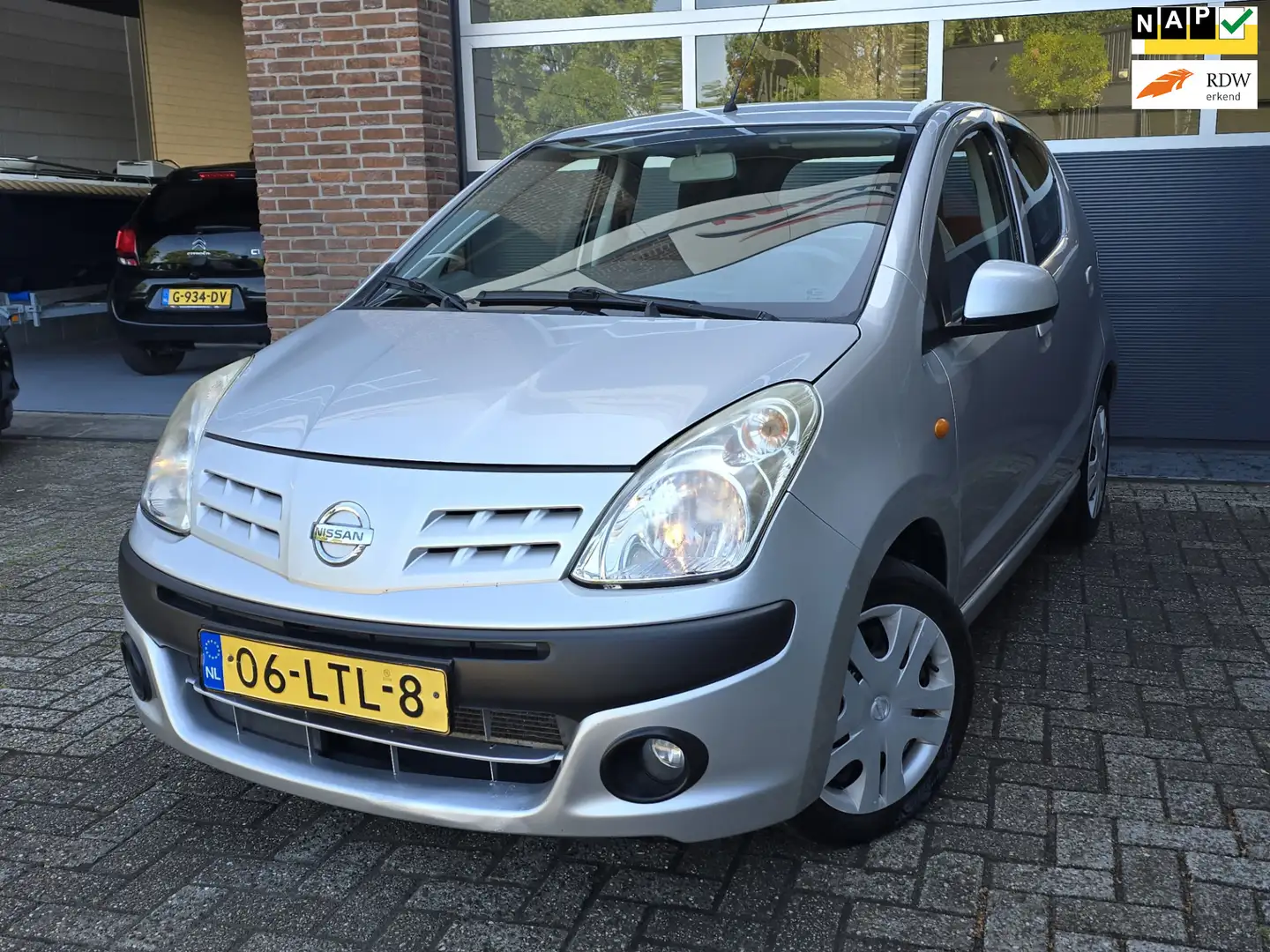 Nissan Pixo 1.0 Look Airco |5DR |Nap |Boekjes |Alto Grijs - 1