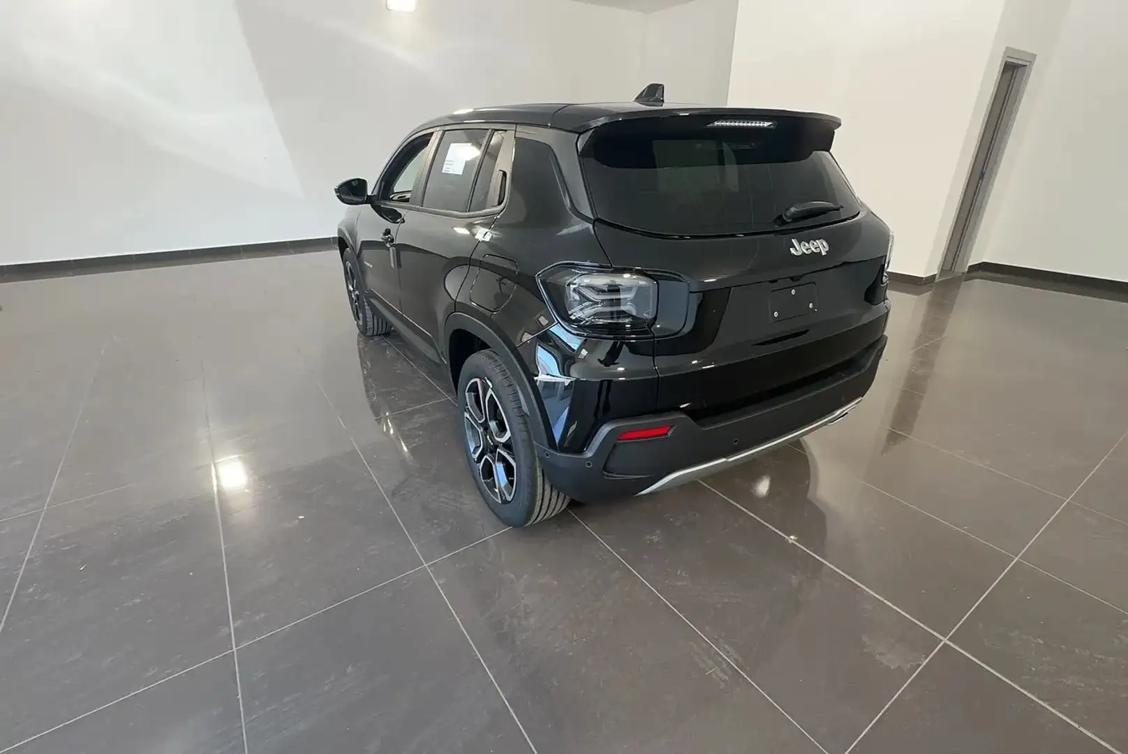 Jeep Avenger Avenger 1.2 t e-hybrid Summit 110cv edct Nero - 2