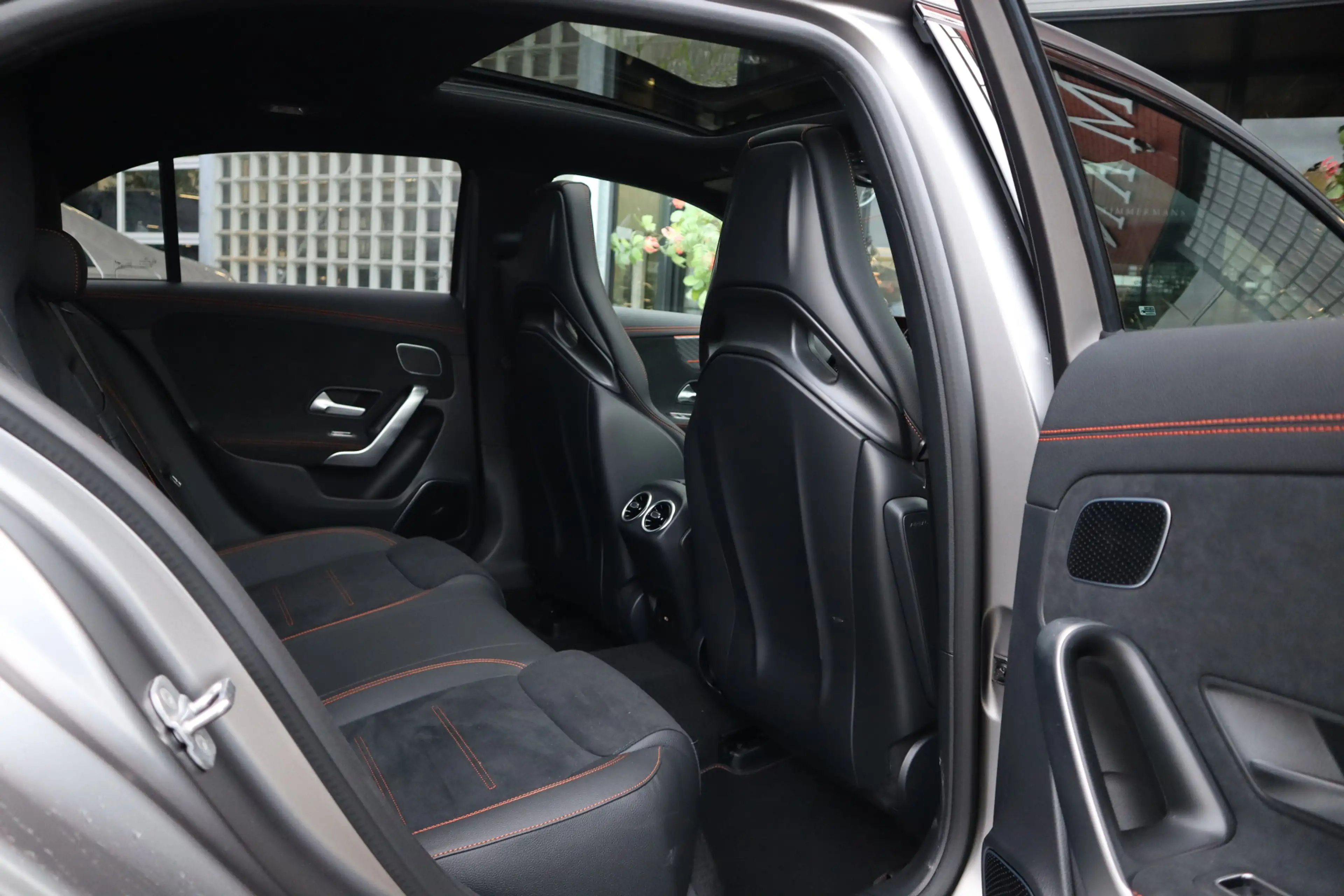 Mercedes-Benz A 45 AMG S 4MATIC+ Street Style Edition | Performance-stoel — photo 22