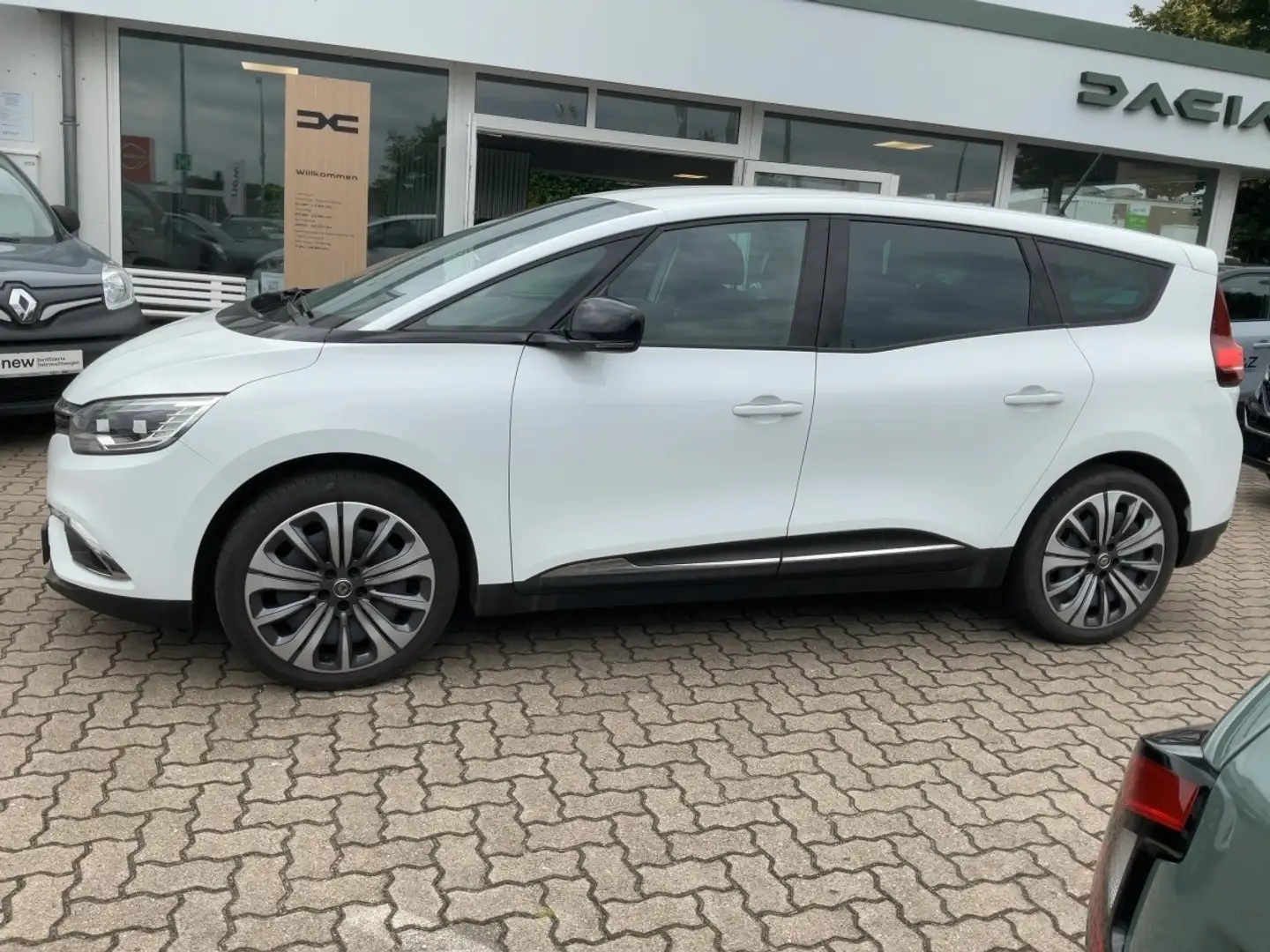 Renault Scenic IV Grand Equilibre 1.3 TCe 140 Weiß - 2