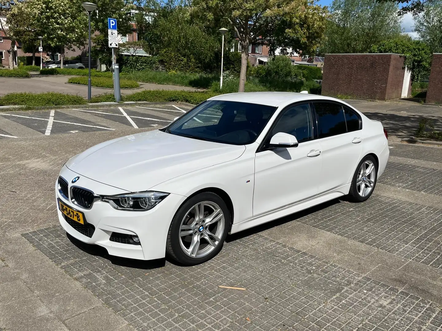 BMW 318 318 M Sport Wit - 2