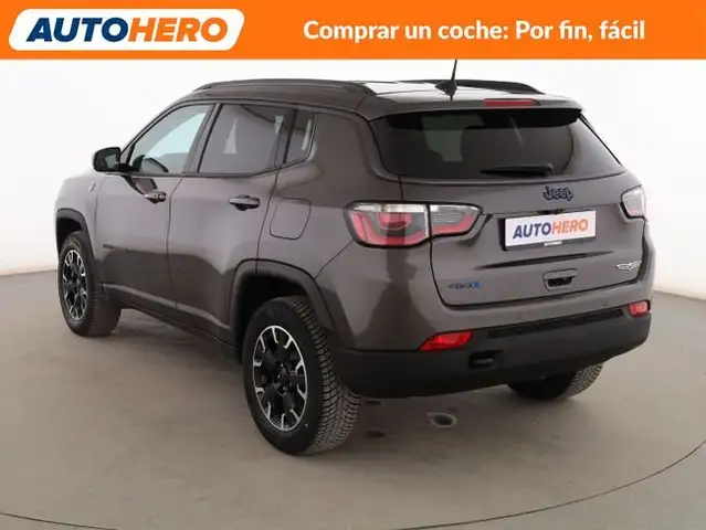 Jeep Compass view 4
