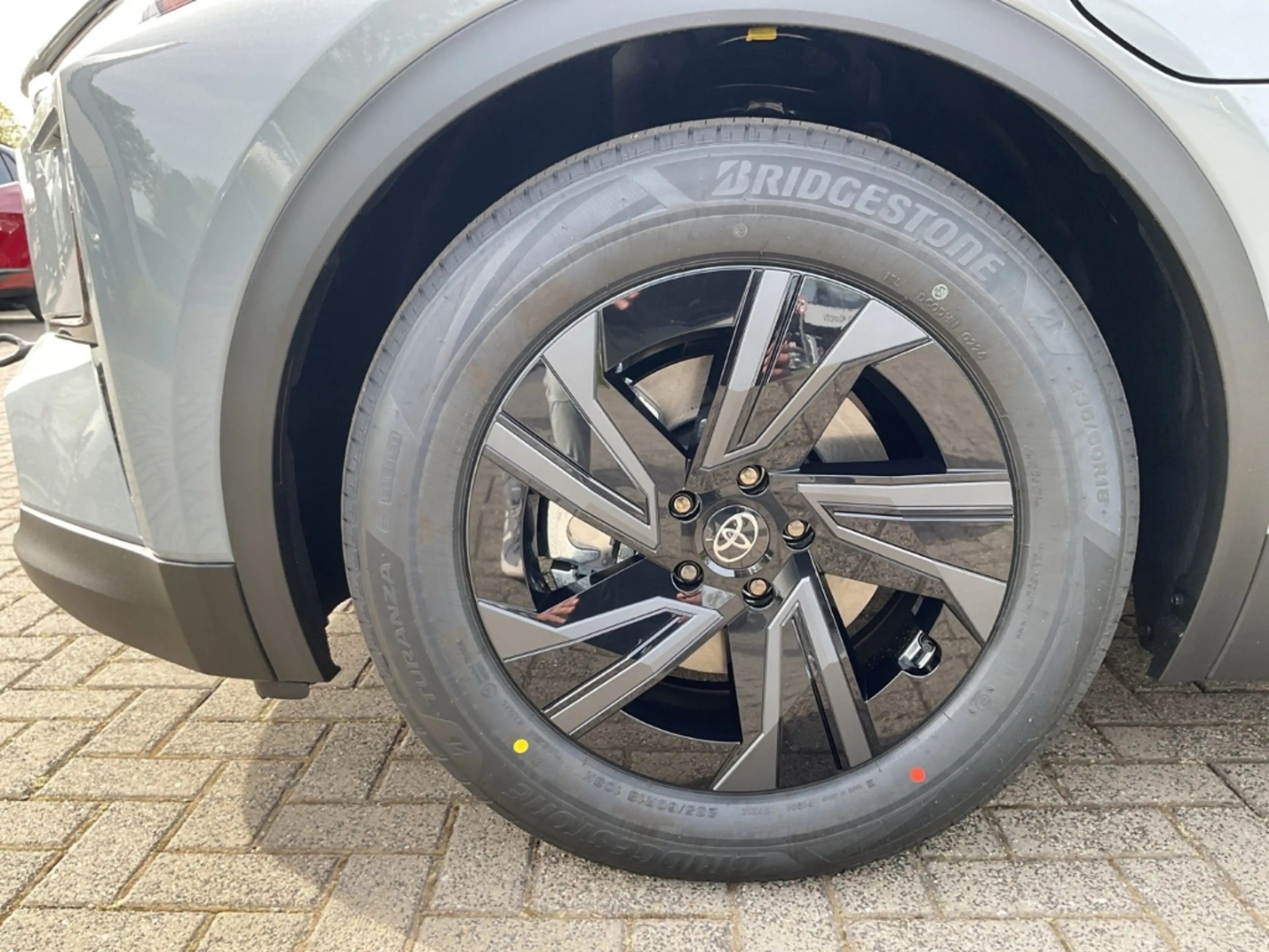 Toyota C-HR+ 165 kW Teamplayer ANHÄNGERKUPPLUNG Navi LED ACC El — photo 6