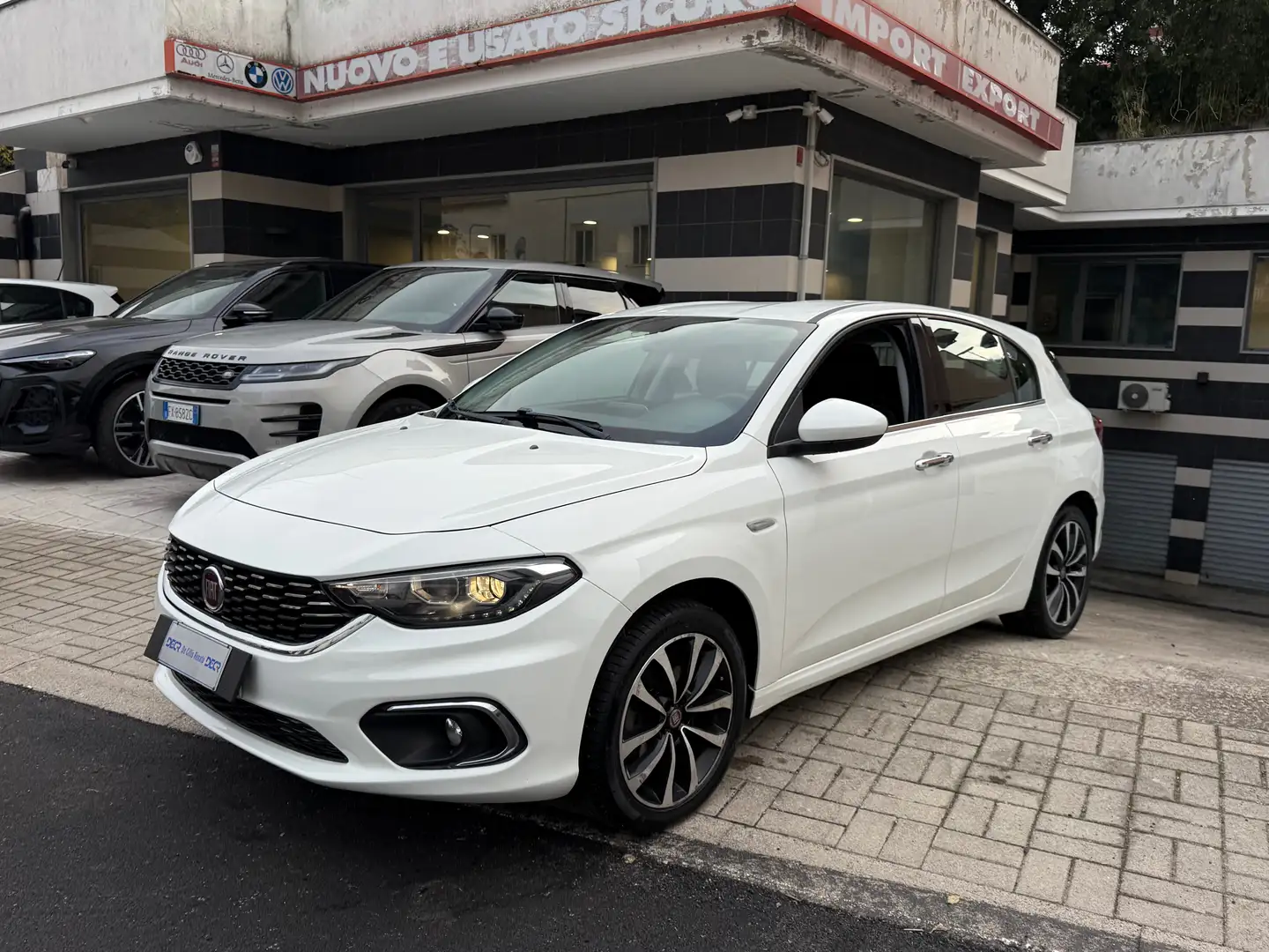 Fiat Tipo Tipo 5 porte II 2016 5p 1.6 mjt Lounge s Blanc - 1