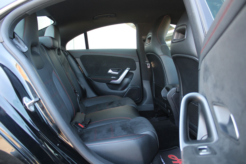 Mercedes-Benz CLA 250 e *AMG-Line/MBUX/Ambiente/Leder/LED/18' — photo 9