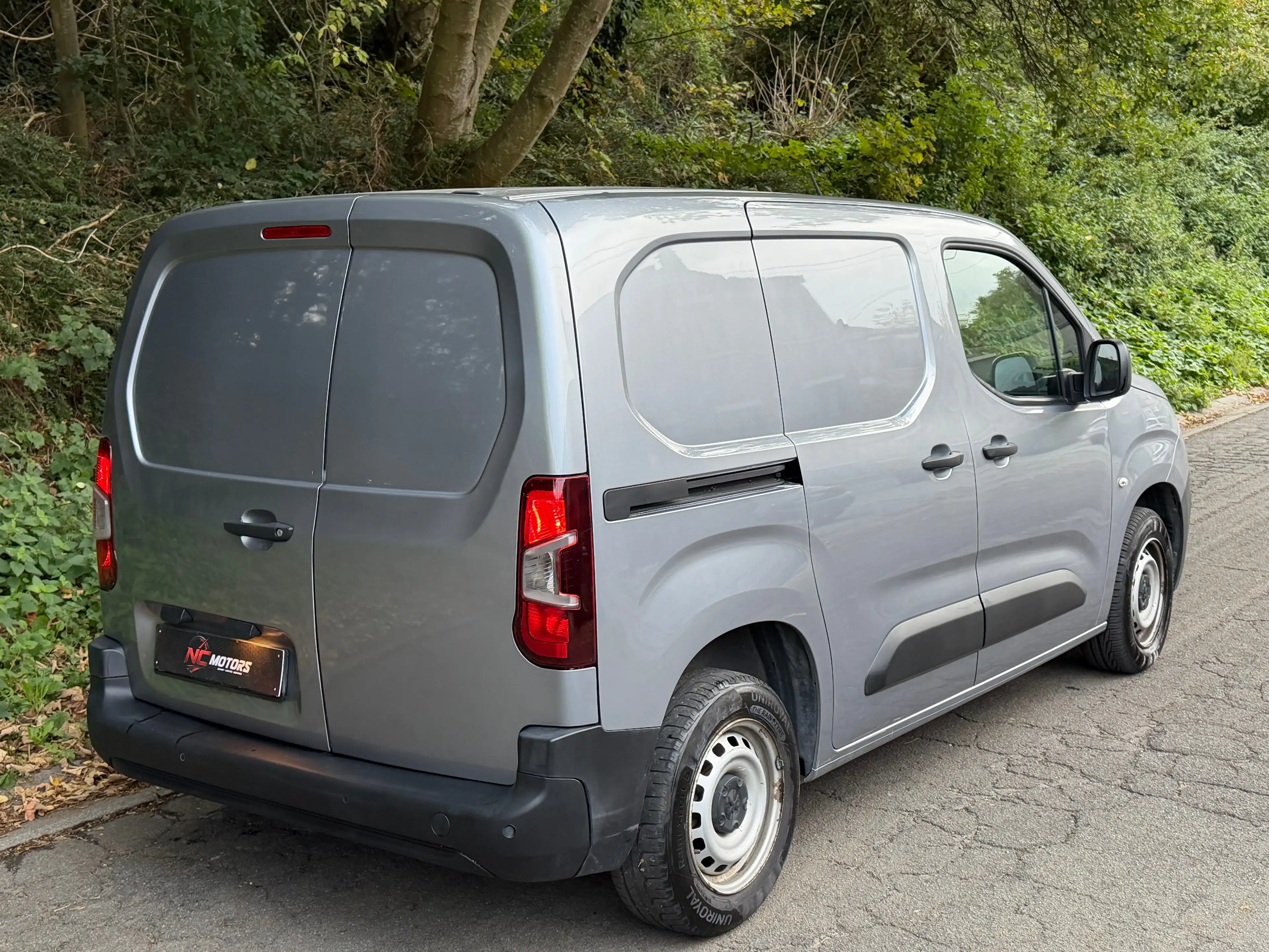 Peugeot Partner 1.2 PureTech L1 Light Premium S/S(EU6.3) — photo 3