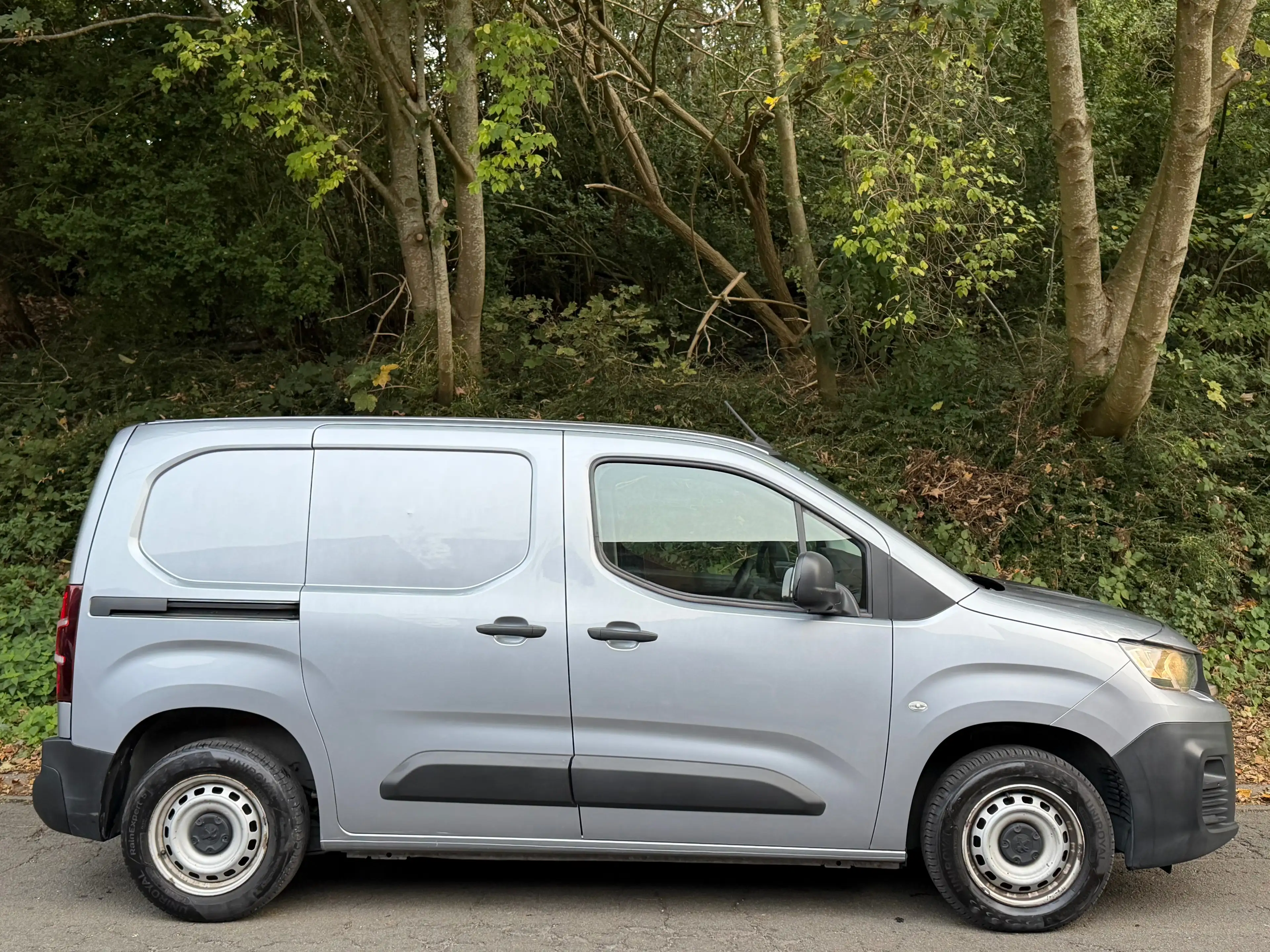 Peugeot Partner 1.2 PureTech L1 Light Premium S/S(EU6.3) — photo 2