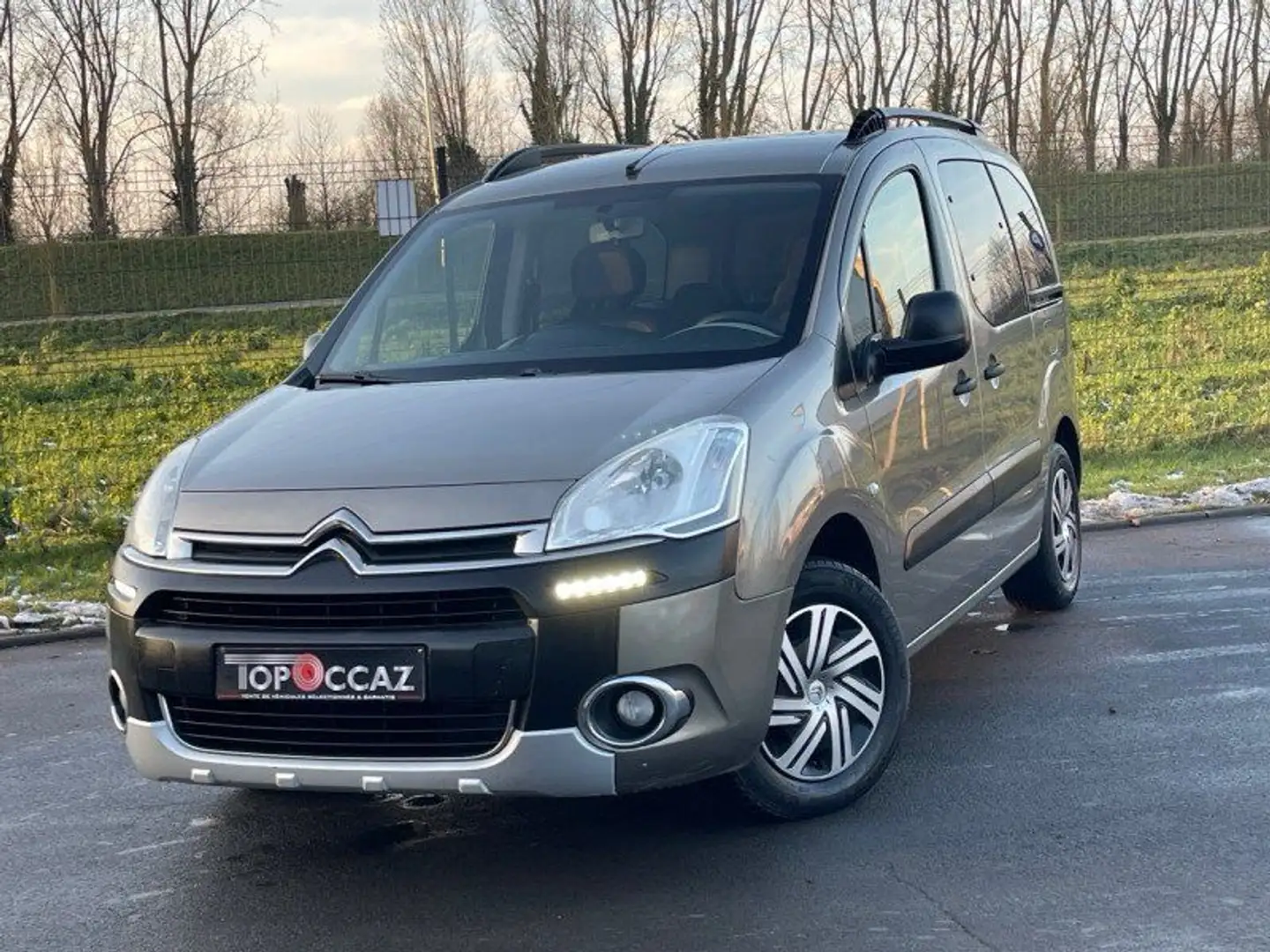 Citroen Berlingo 1.6 HDI 75 CONFORT 148.000KM - 08/2013 - 1ERE MAIN - 2