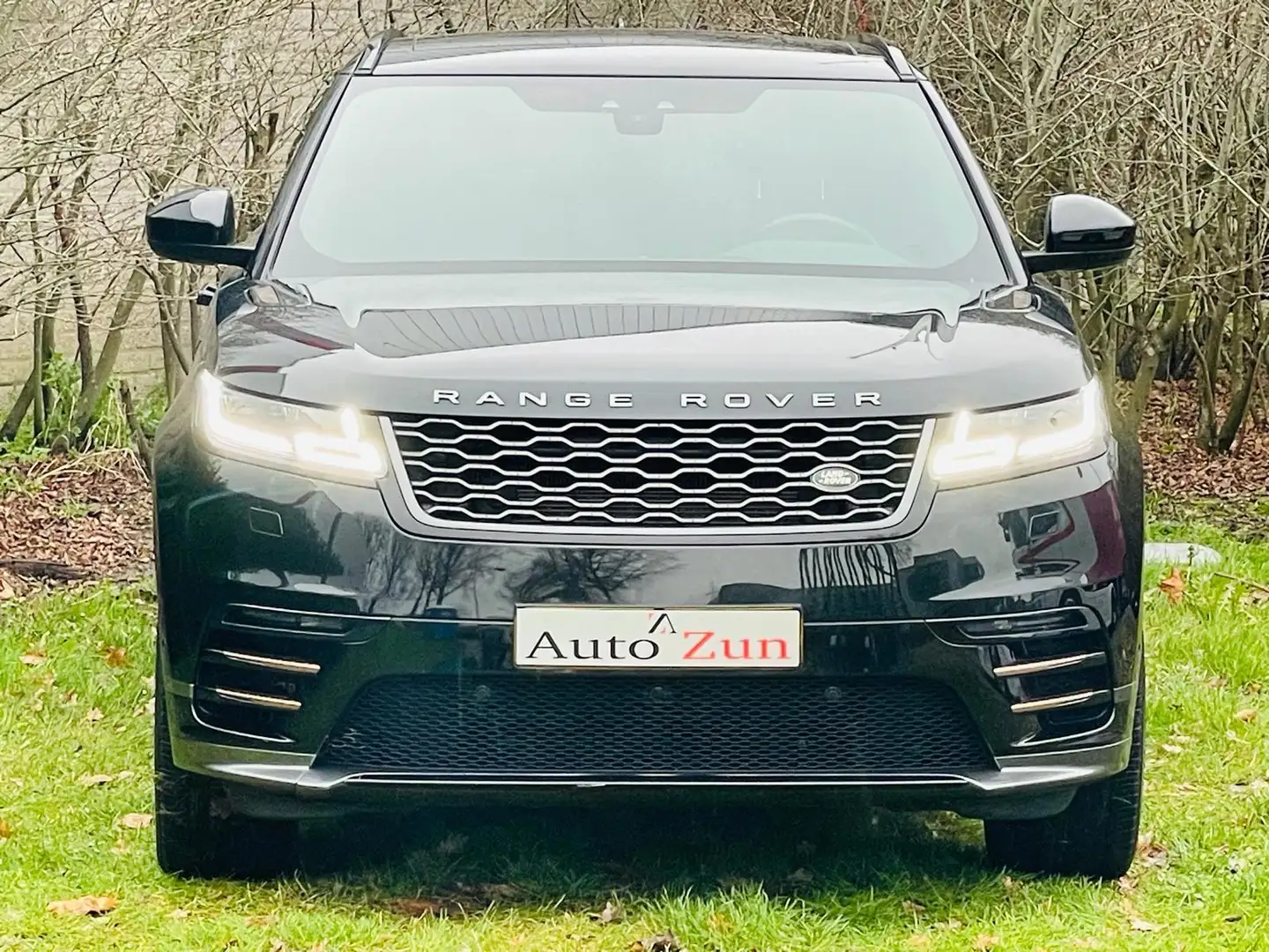 Land Rover Range Rover Velar 2.0 I4 AWD R-Dynamic SE/Pnao/Leer Zwart - 2