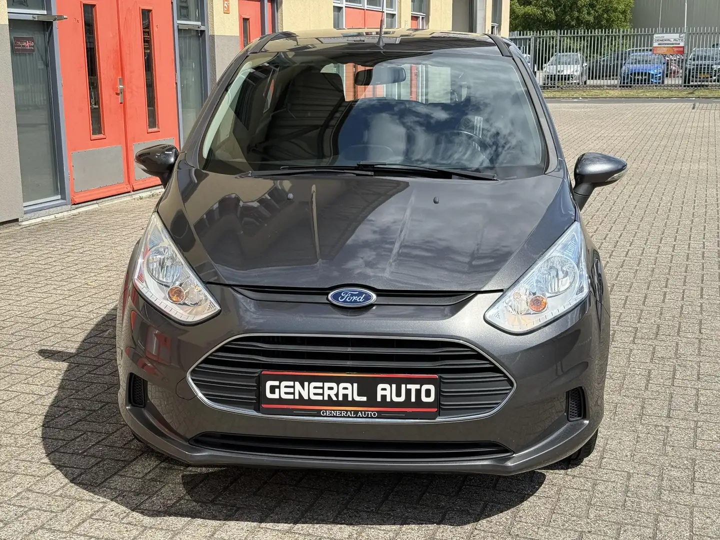 Ford B-Max 1.0 EcoBoost Ambiente, Stoelverwarming, Nieuwe APK - 2