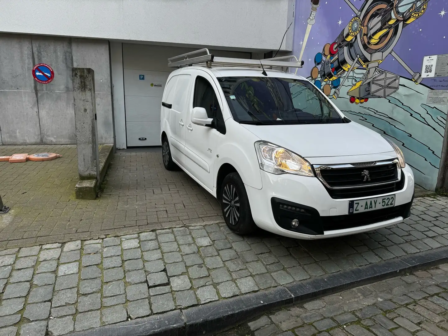 Peugeot Partner 1.6 BlueHDi L2H1 Premium Pack 121 S/S Білий - 1