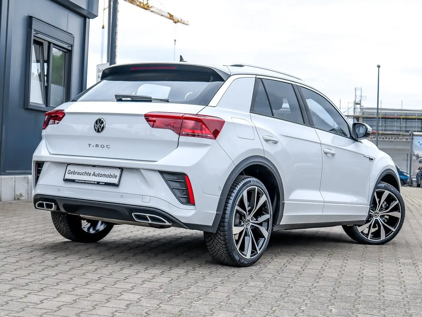 Volkswagen T-Roc R-Line Pano Navi ACC RFK Lenkradheiz. LED DAB Білий - 2