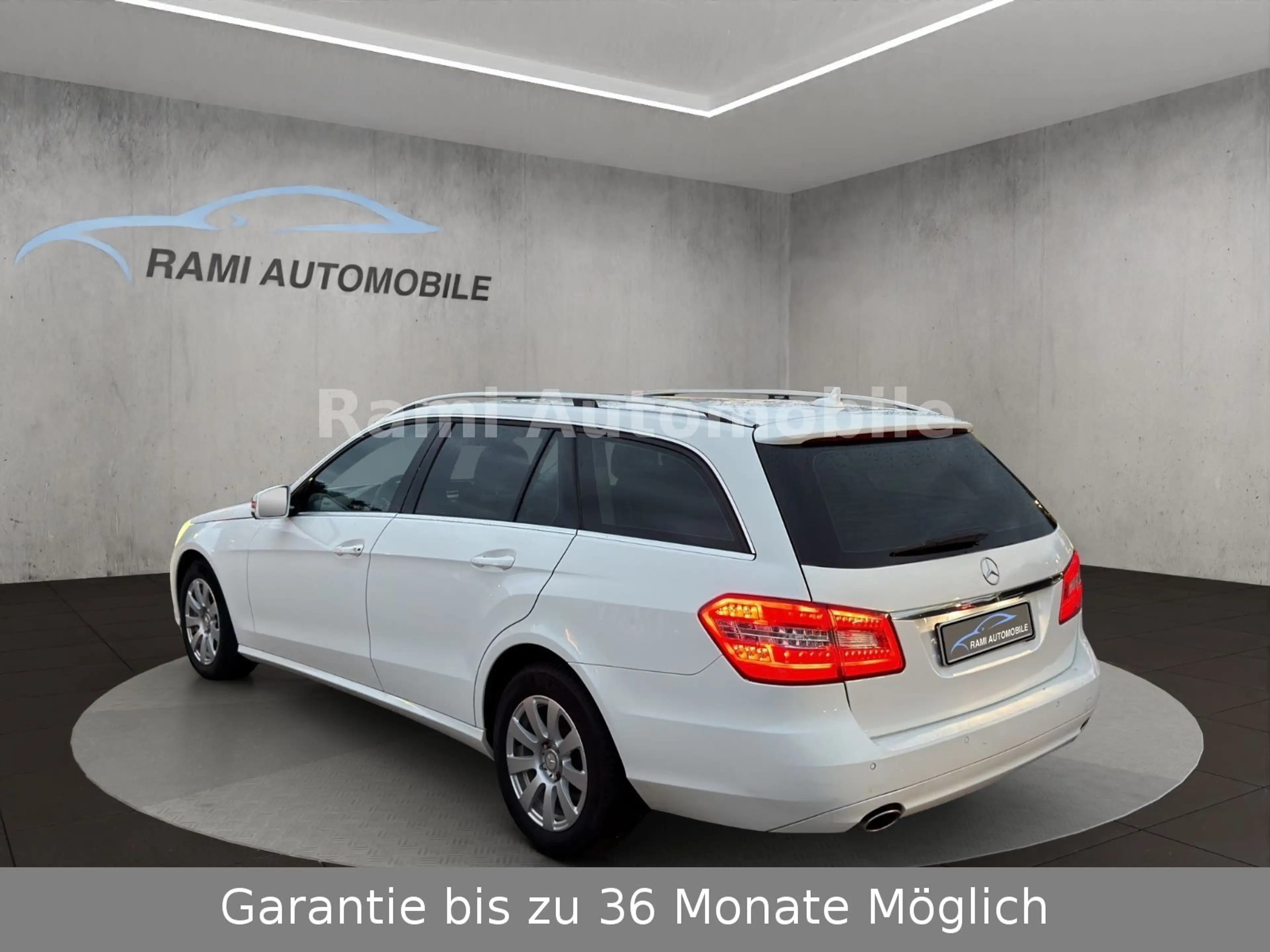 Mercedes-Benz E 300 E T-Modell E 300 CDI BlueEfficiency — photo 6