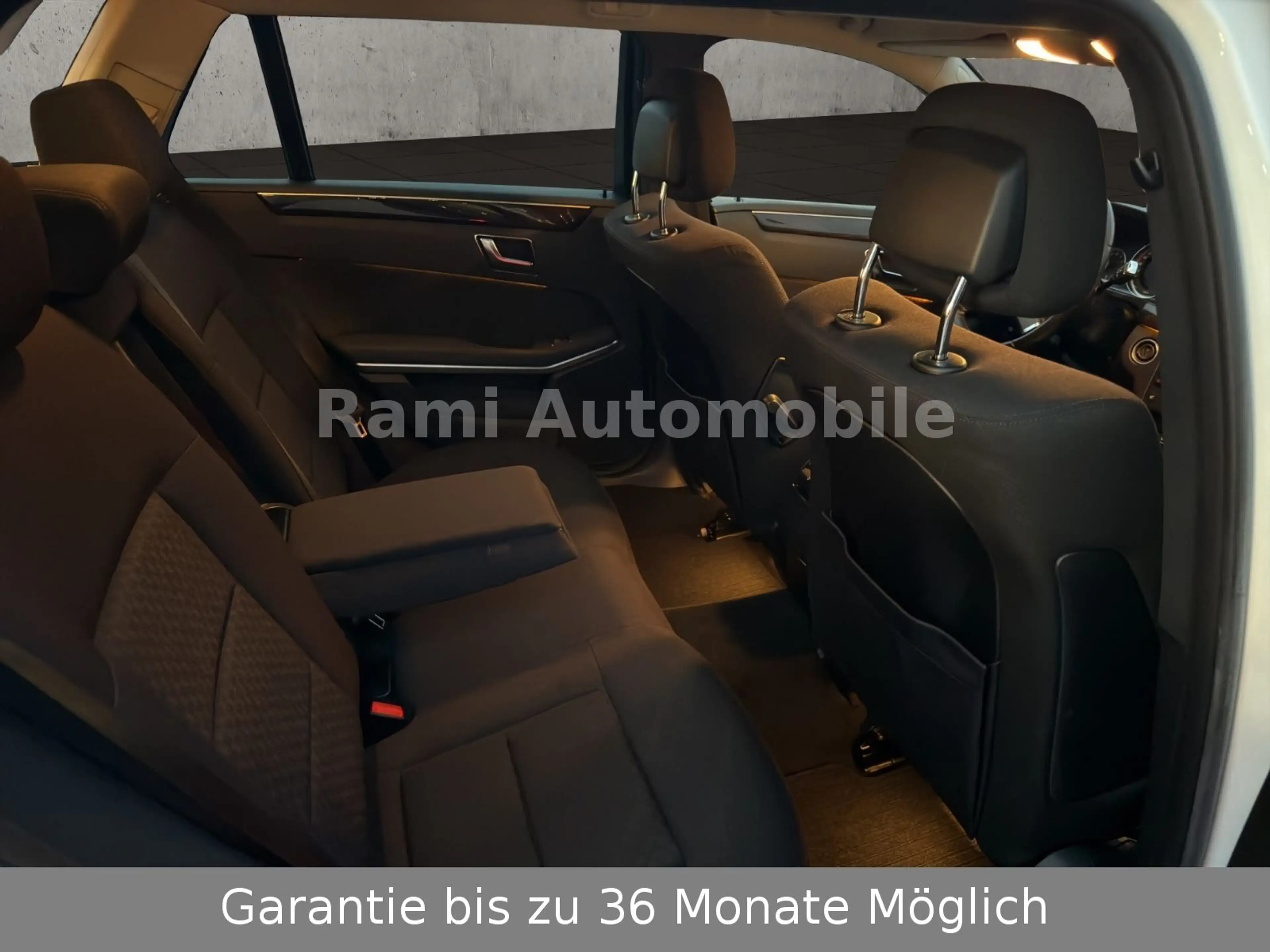 Mercedes-Benz E 300 E T-Modell E 300 CDI BlueEfficiency — photo 10